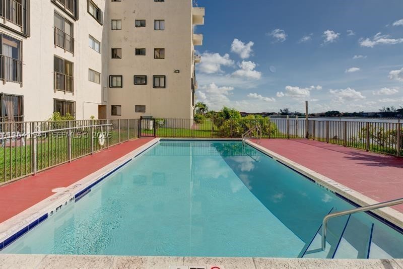 9915 W Okeechobee Rd #2-404, Hialeah Gardens FL 33016