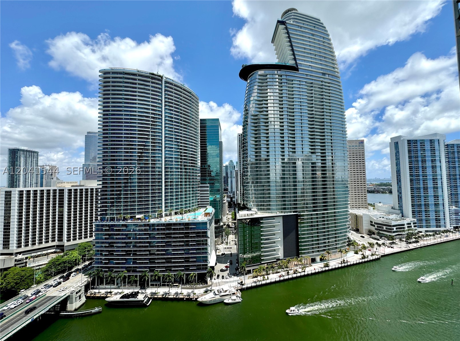 475 Brickell Ave #2512, Miami FL 33131