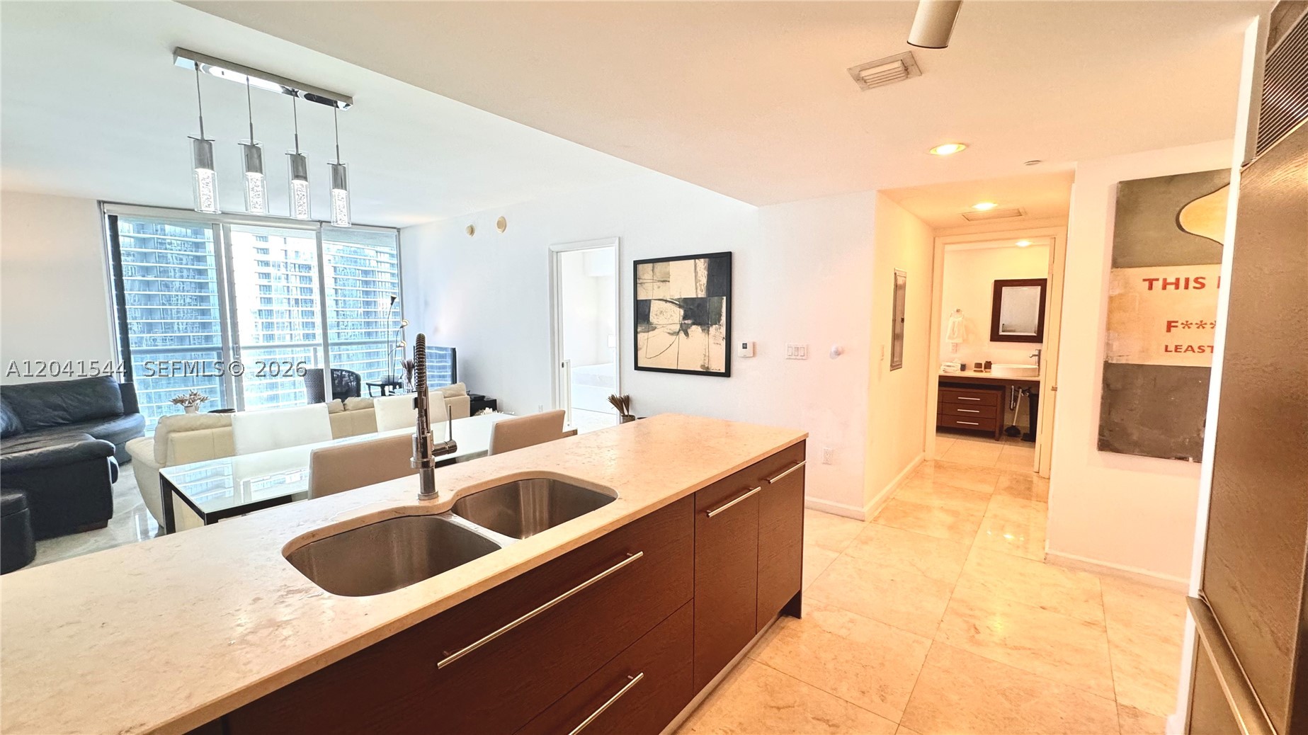 475 Brickell Ave #2512, Miami FL 33131