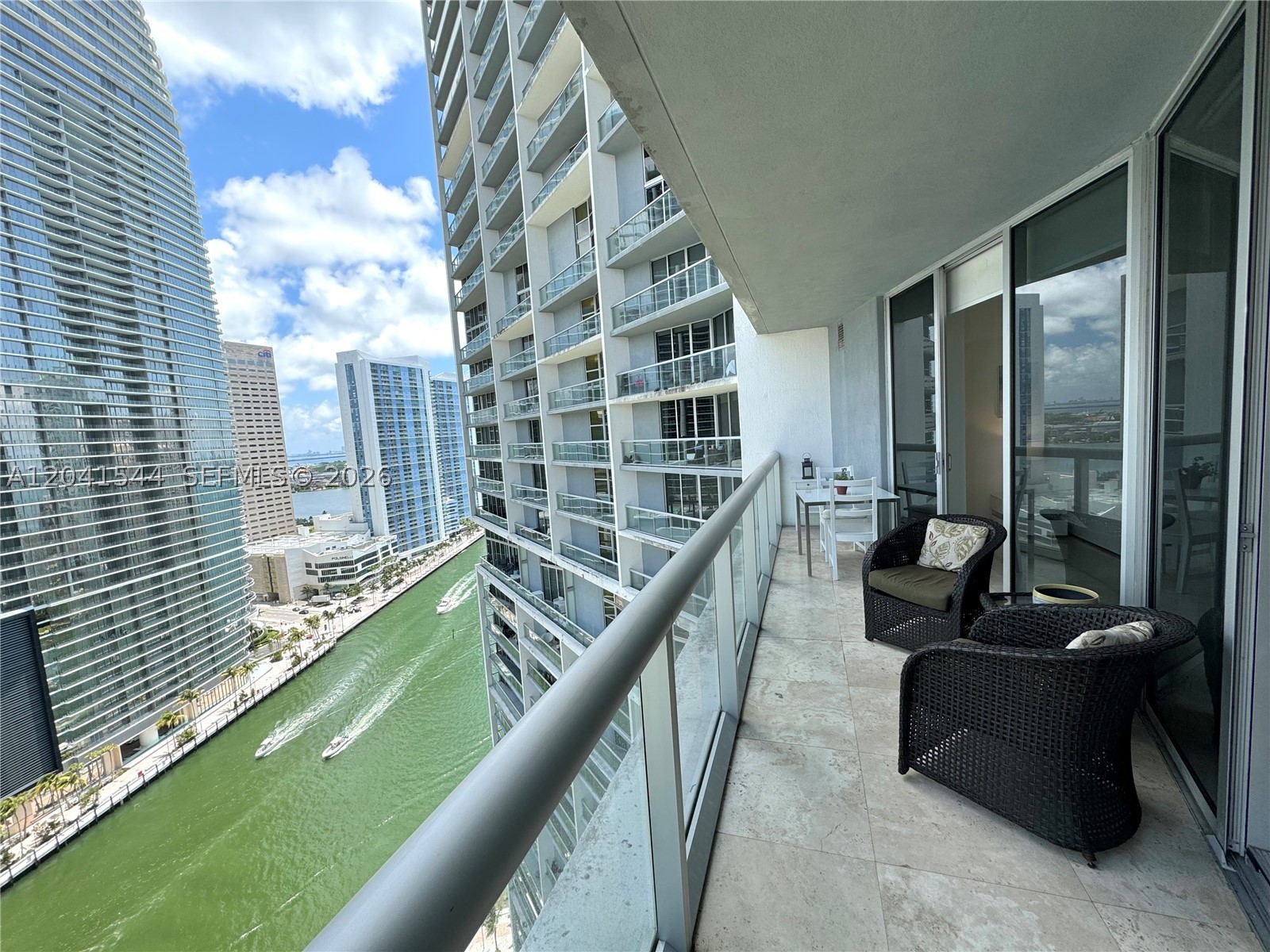 475 Brickell Ave #2512, Miami FL 33131