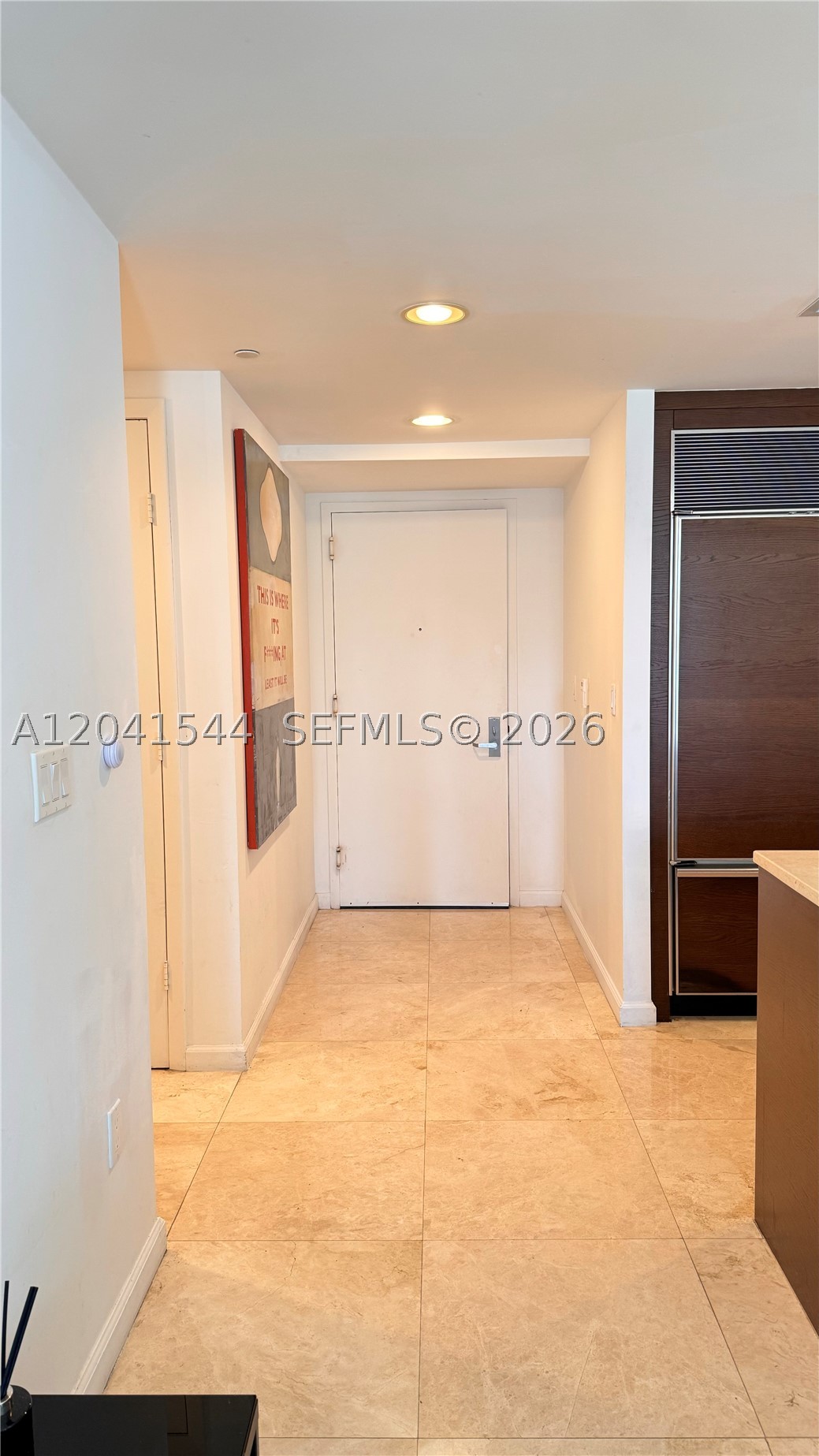 475 Brickell Ave #2512, Miami FL 33131