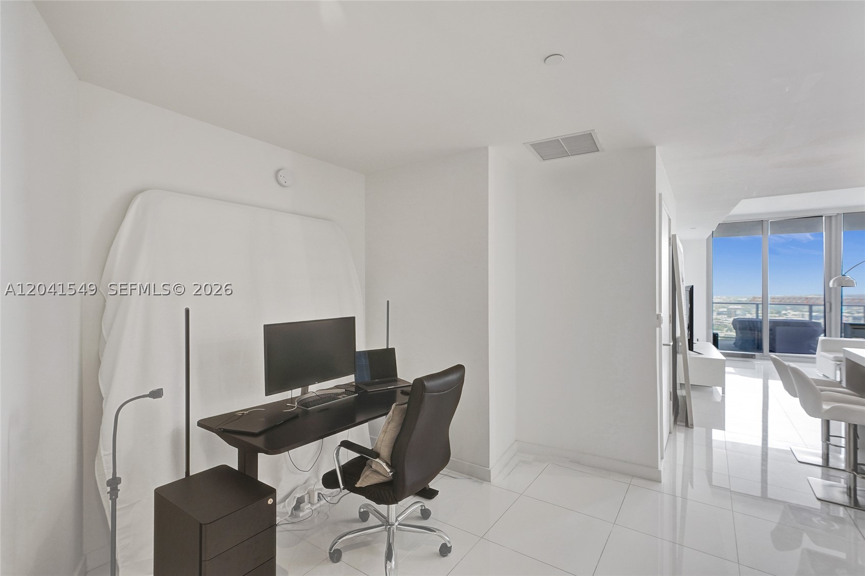 851 NE 1st Ave #3800, Miami FL 33132