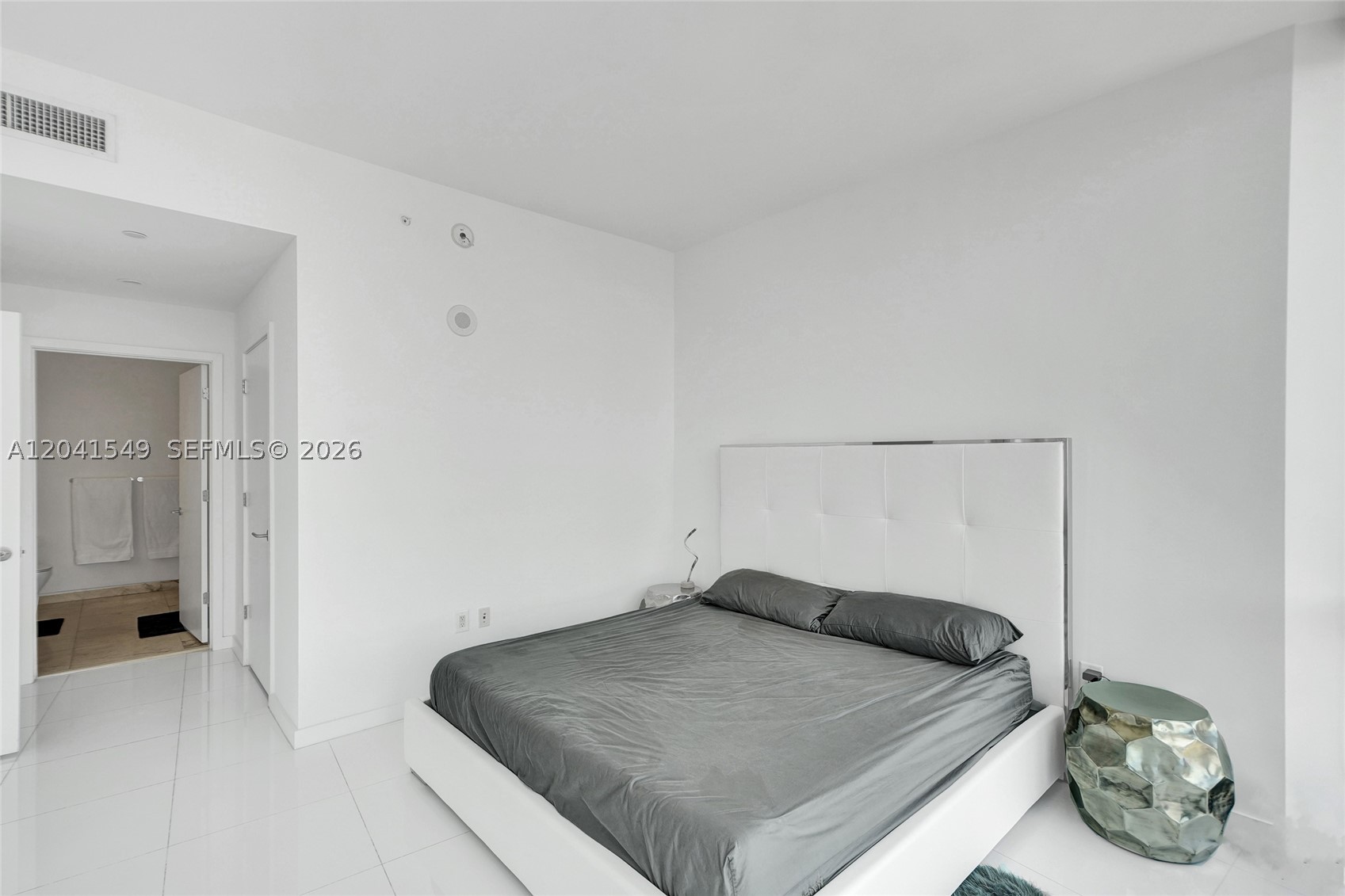 851 NE 1st Ave #3800, Miami FL 33132