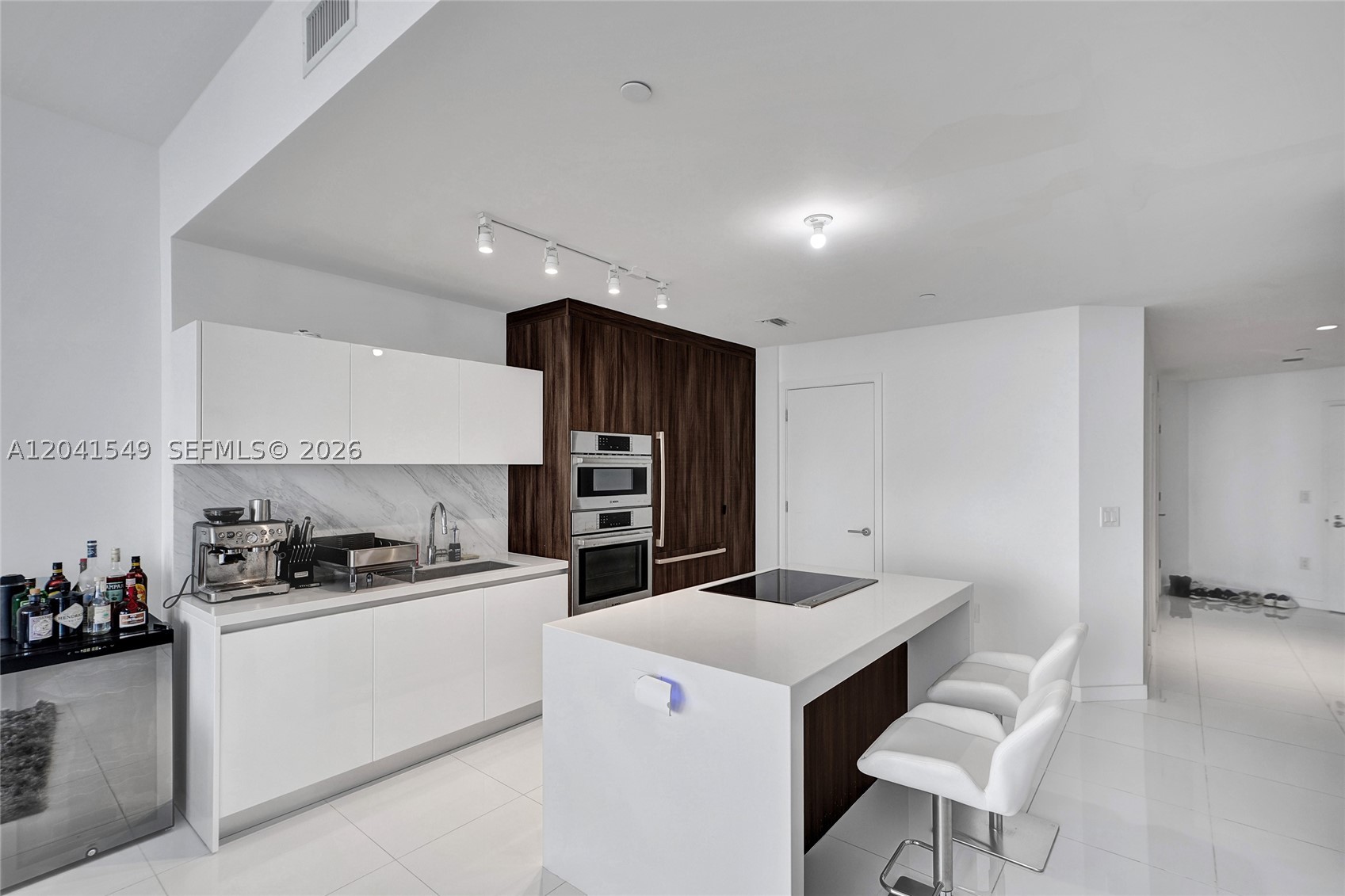 851 NE 1st Ave #3800, Miami FL 33132