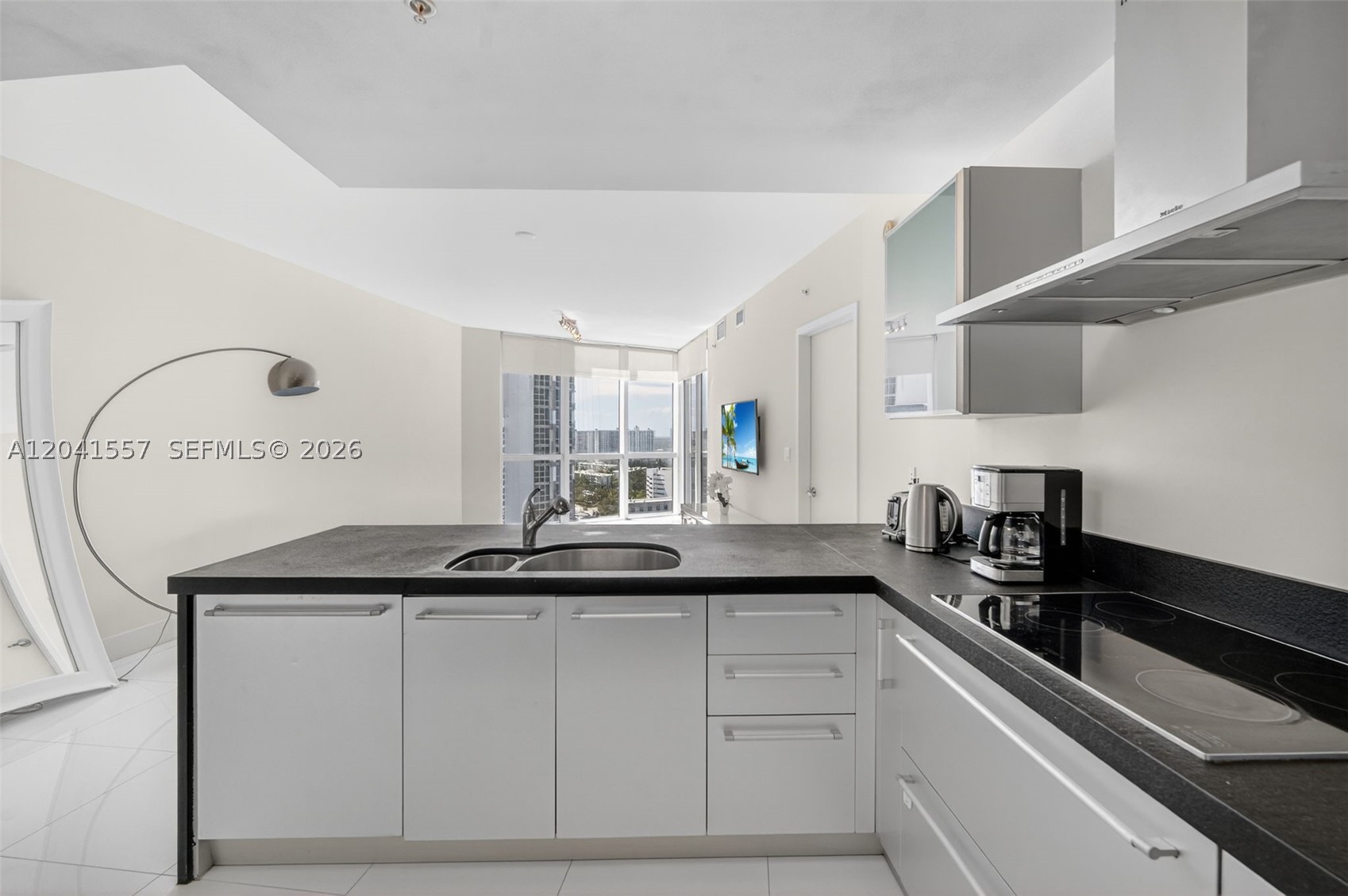 18201 Collins Ave #2008, Sunny Isles Beach FL 33160