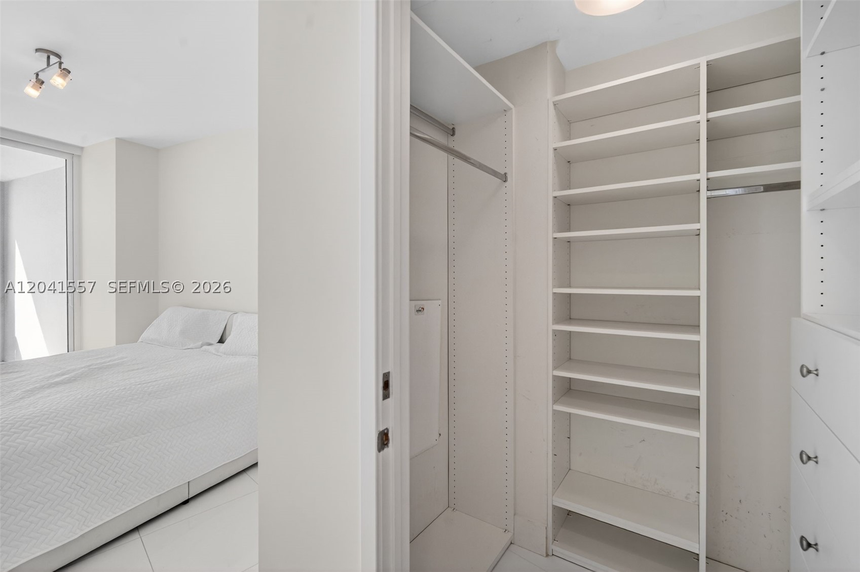 18201 Collins Ave #2008, Sunny Isles Beach FL 33160