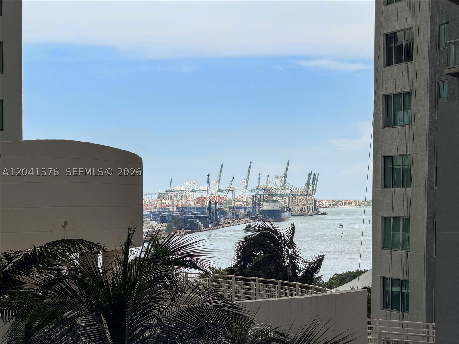 234 NE 3rd St #1404, Miami FL 33132