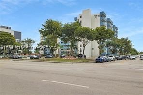 5050 NW 7th St #202, Miami FL 33126