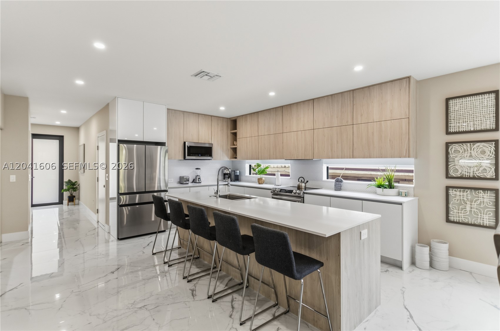 809 SW 10th St, Fort Lauderdale FL 33315