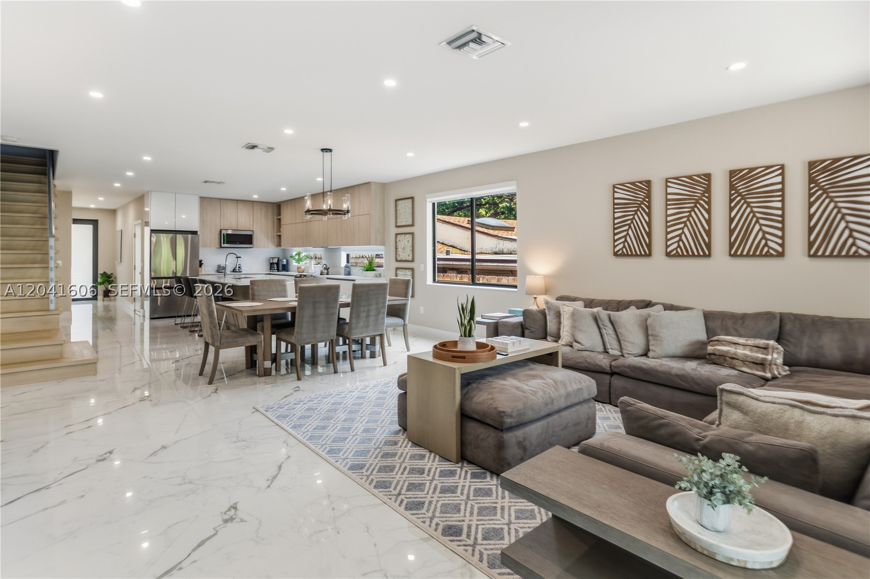 809 SW 10th St, Fort Lauderdale FL 33315