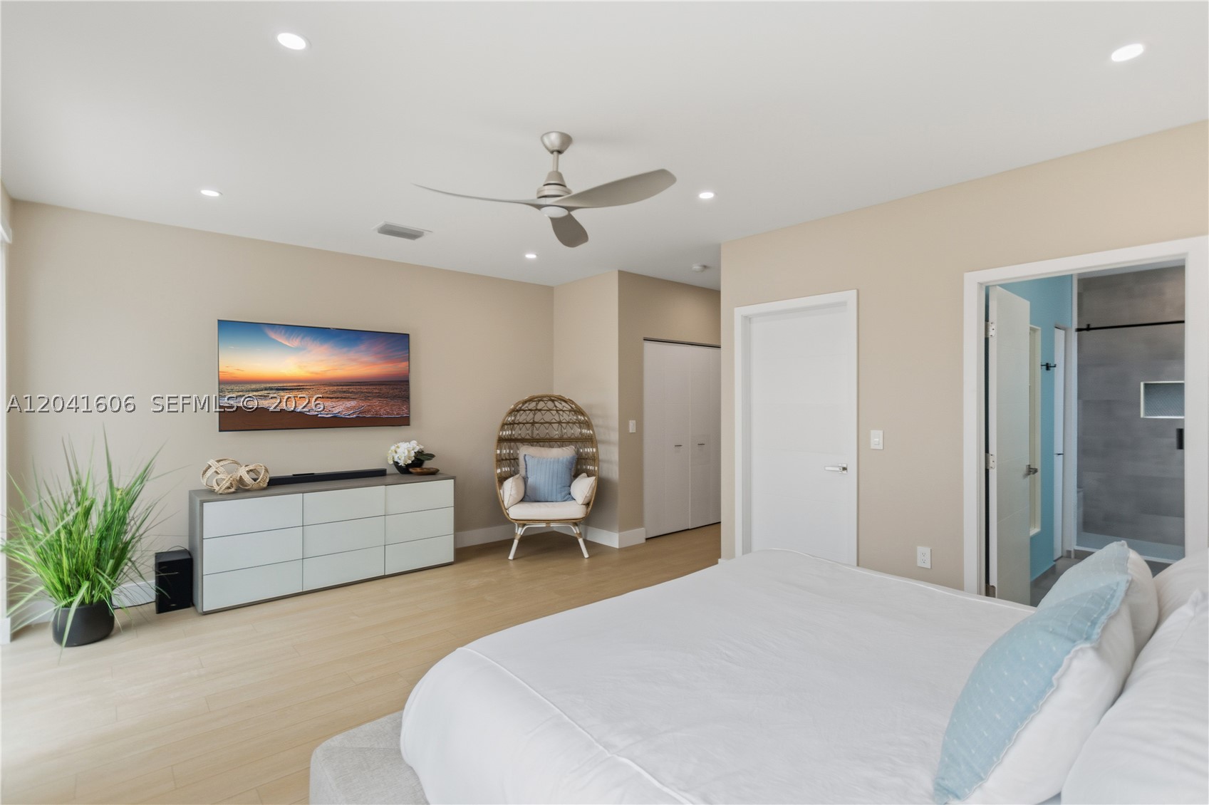 809 SW 10th St, Fort Lauderdale FL 33315