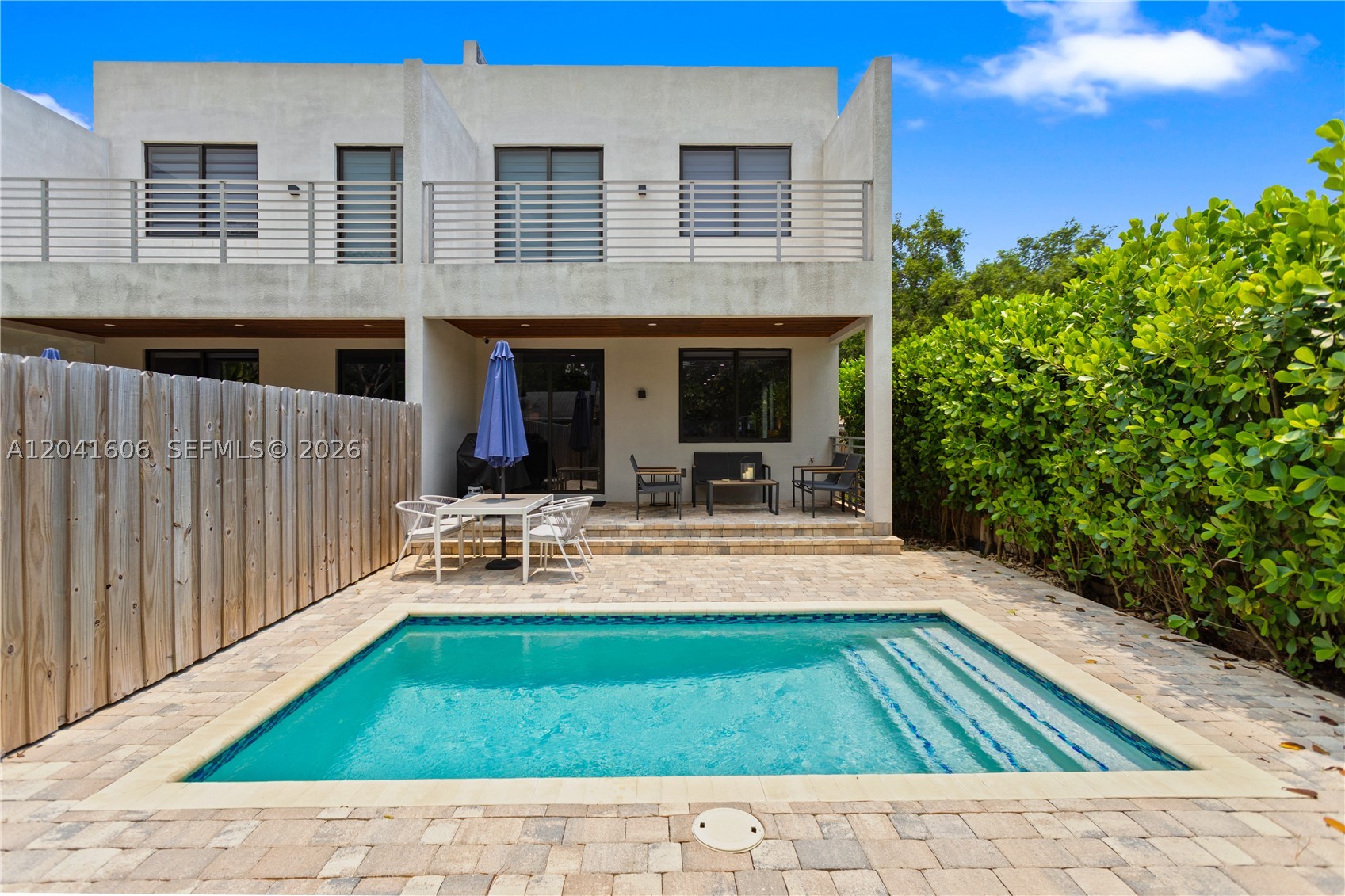 809 SW 10th St, Fort Lauderdale FL 33315
