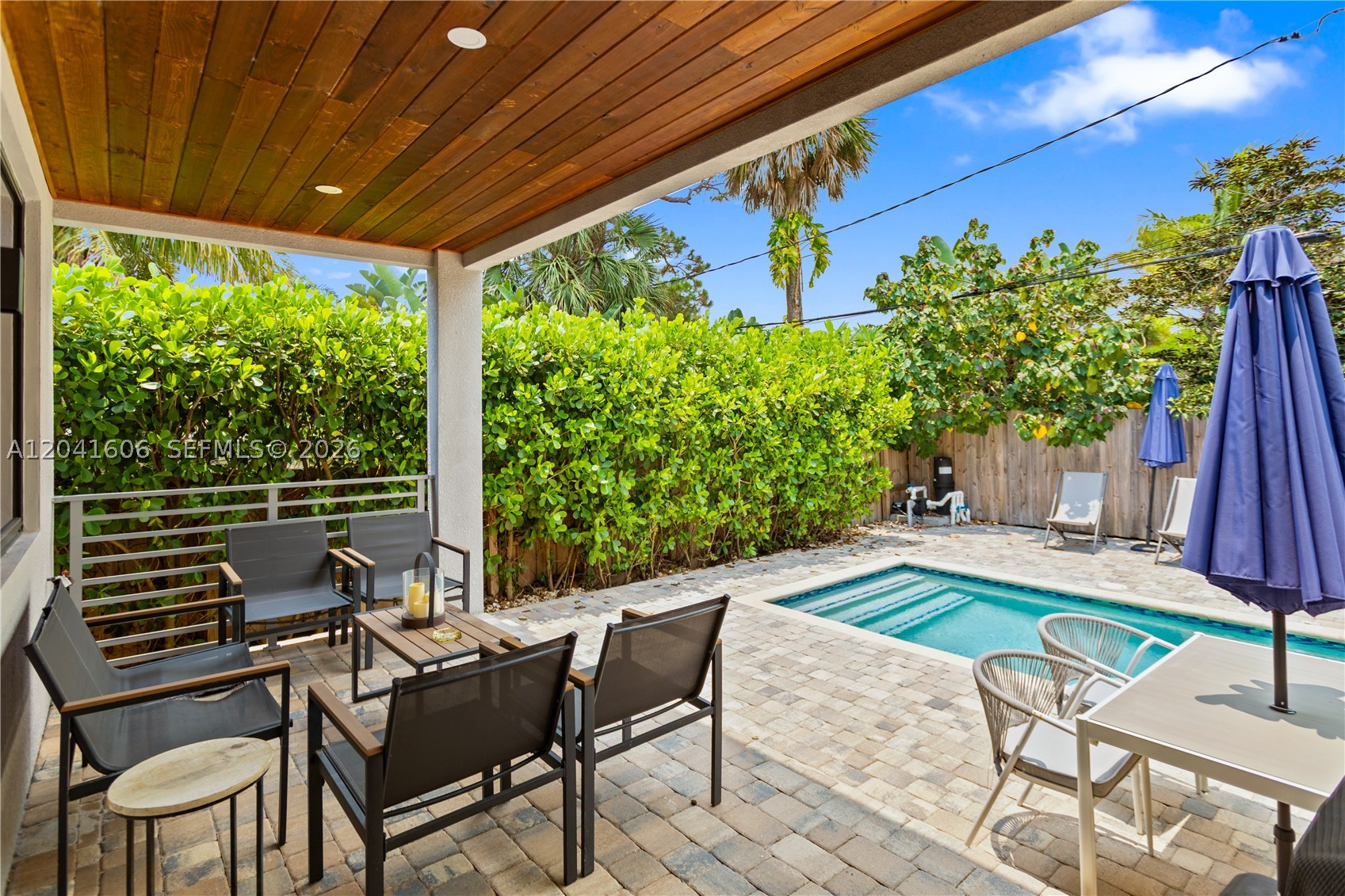 809 SW 10th St, Fort Lauderdale FL 33315