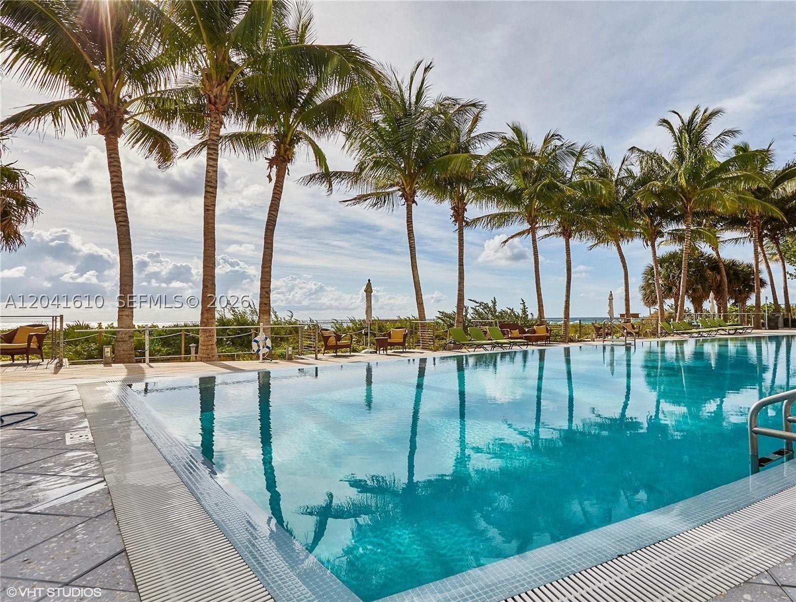 6801 Collins Ave #DOOR 606, Miami Beach FL 33141