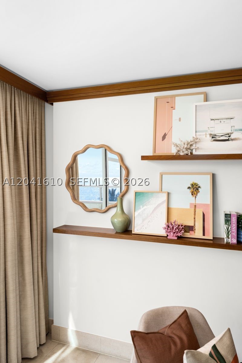 6801 Collins Ave #DOOR 606, Miami Beach FL 33141
