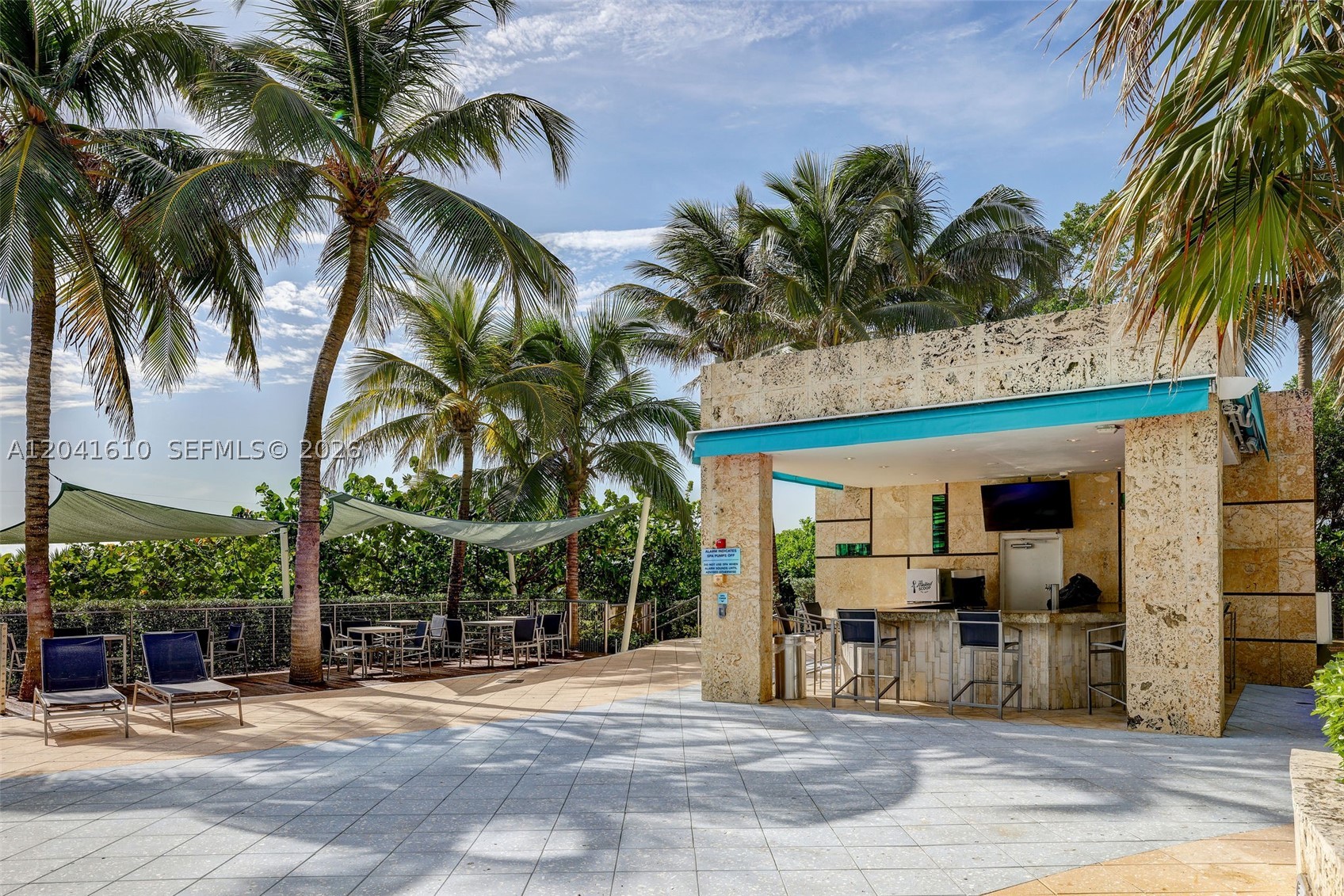 6801 Collins Ave #DOOR 606, Miami Beach FL 33141