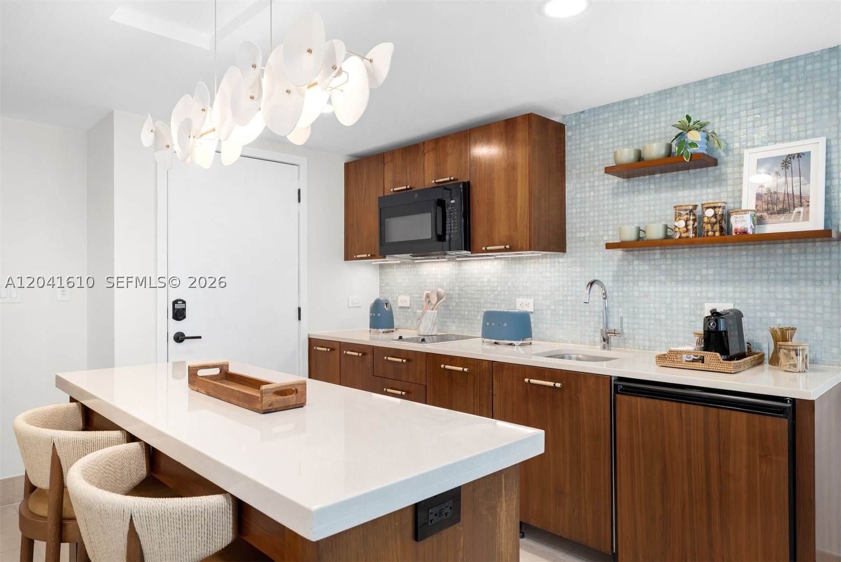 6801 Collins Ave #DOOR 606, Miami Beach FL 33141