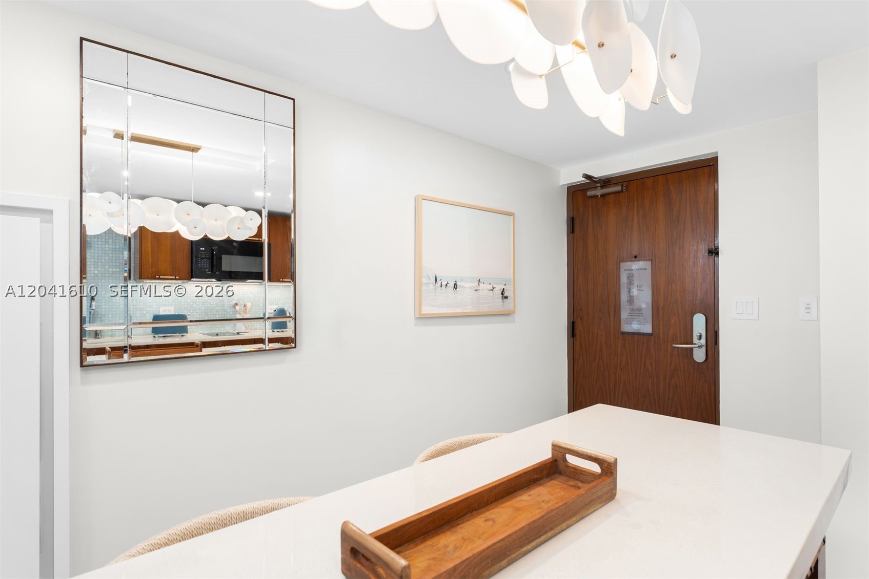 6801 Collins Ave #DOOR 606, Miami Beach FL 33141