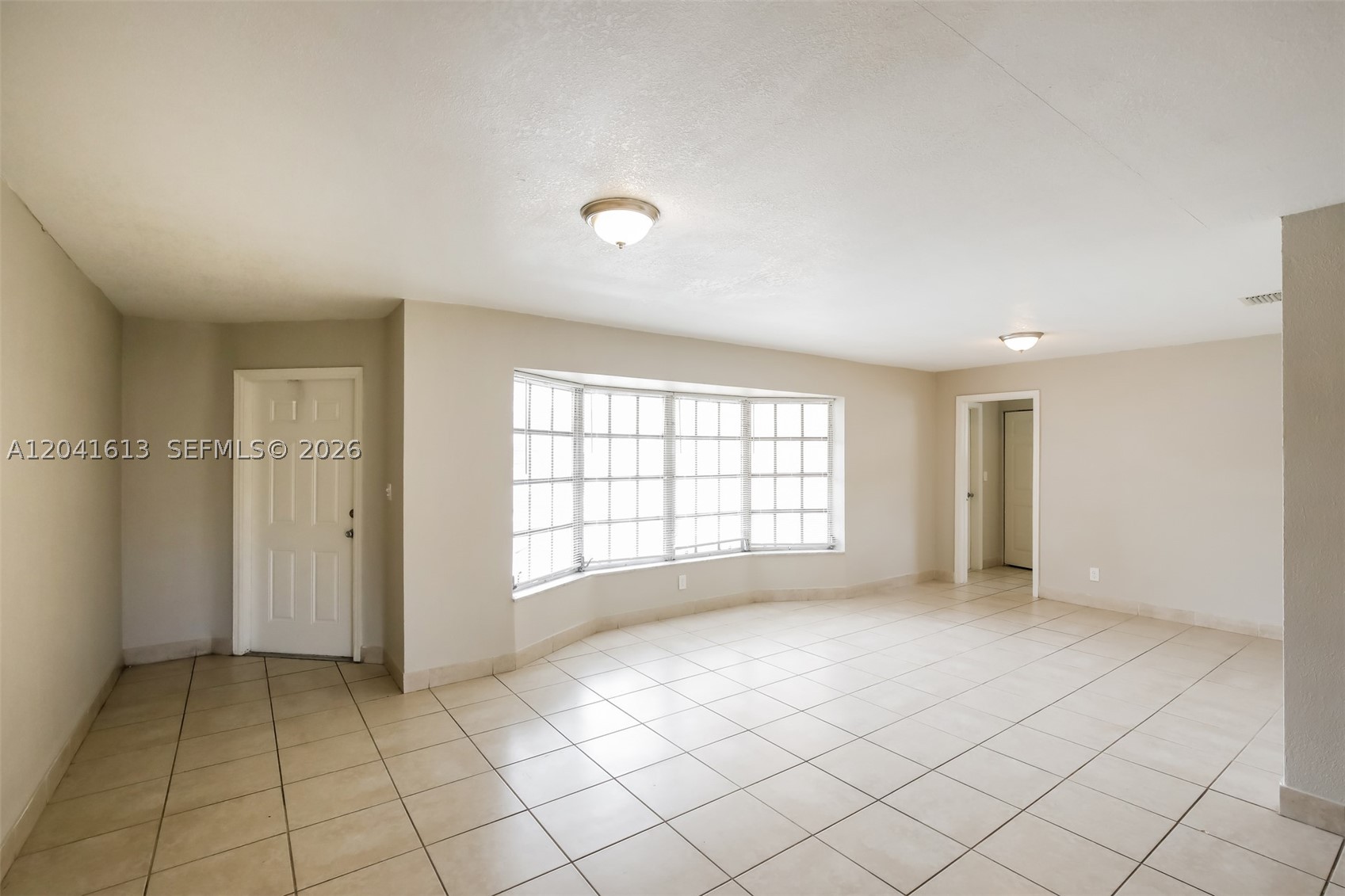 3333 NW 32nd Ct, Lauderdale Lakes FL 33309