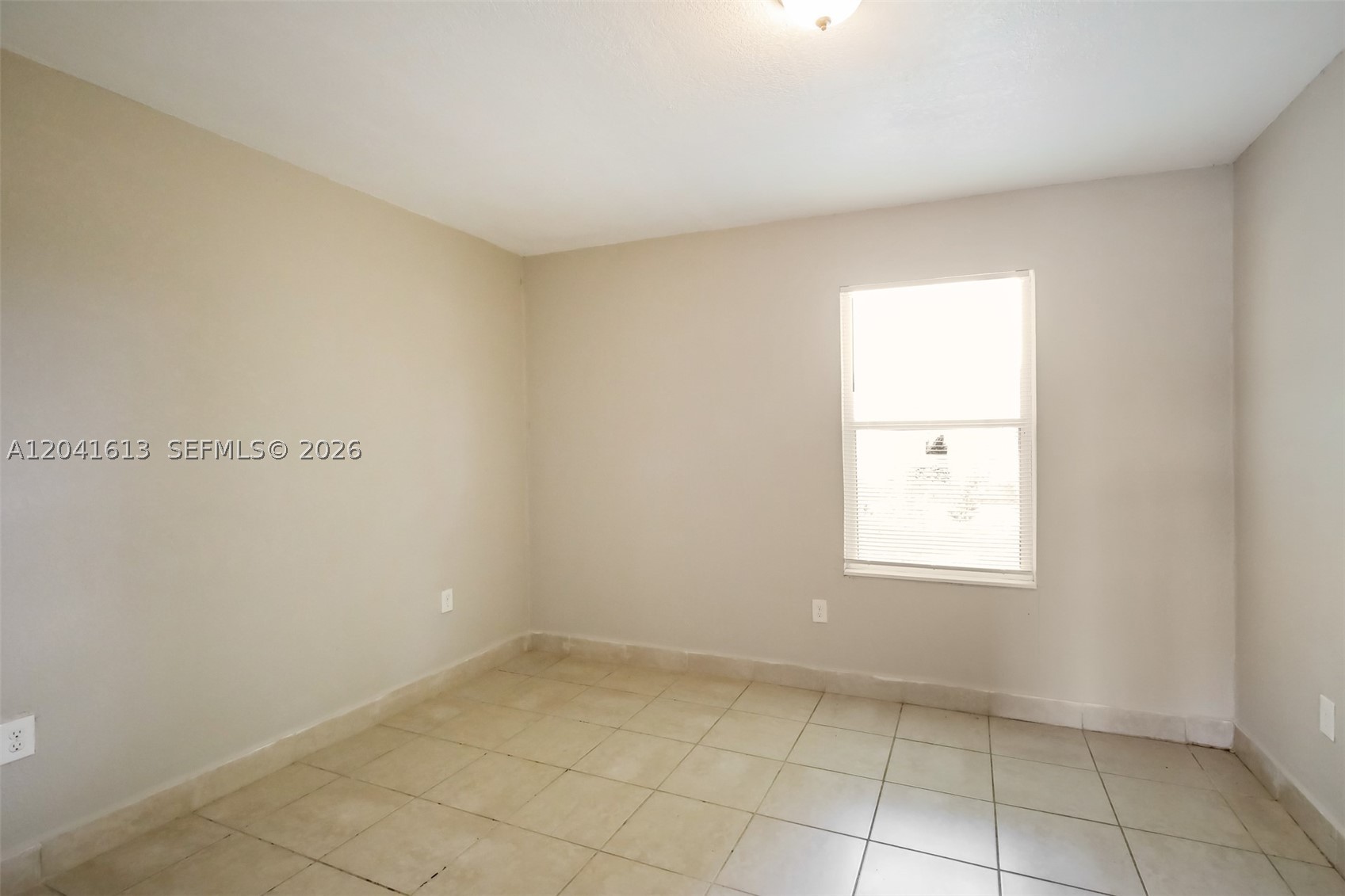 3333 NW 32nd Ct, Lauderdale Lakes FL 33309