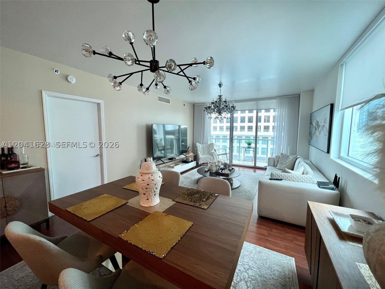 500 Brickell Ave #1410, Miami FL 33131