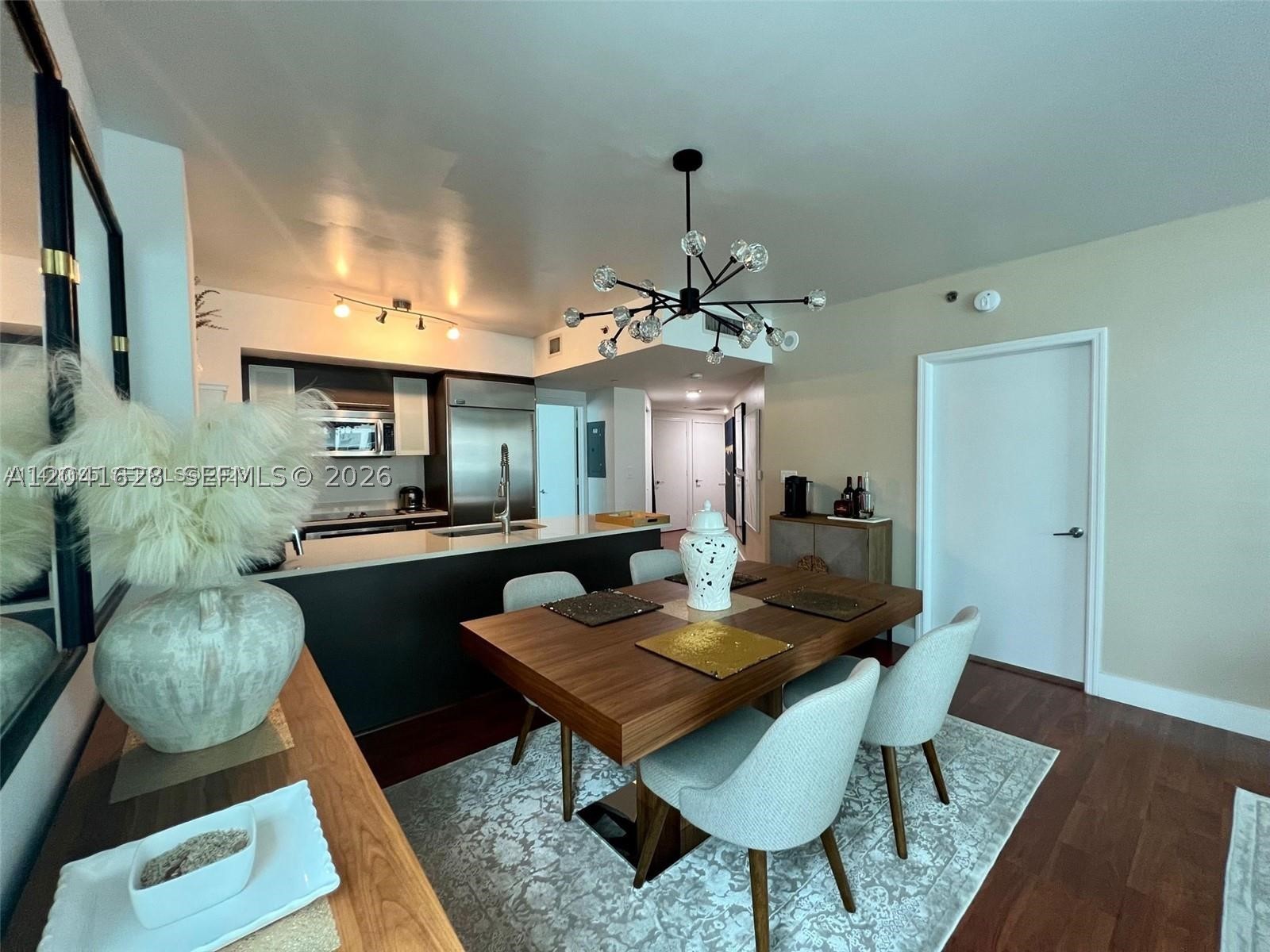 500 Brickell Ave #1410, Miami FL 33131