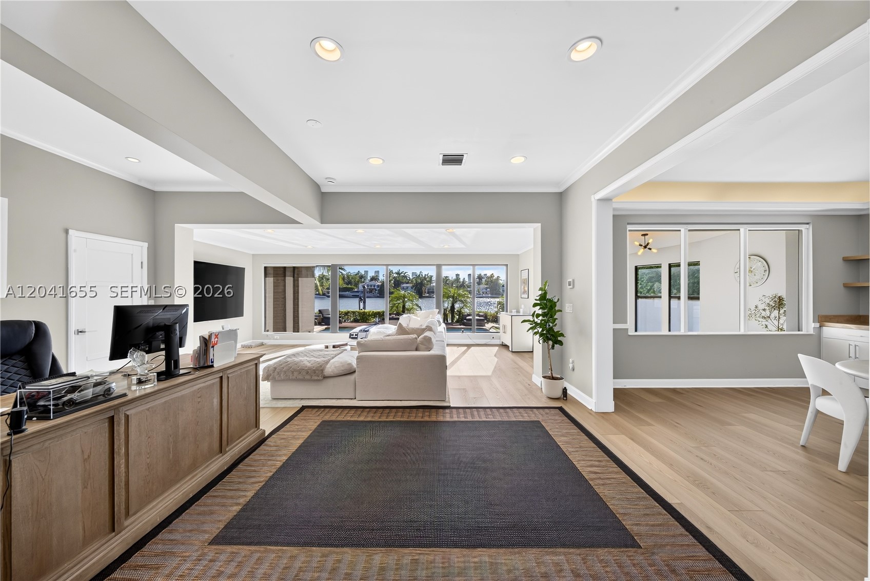 460 W Dilido Dr, Miami Beach FL 33139