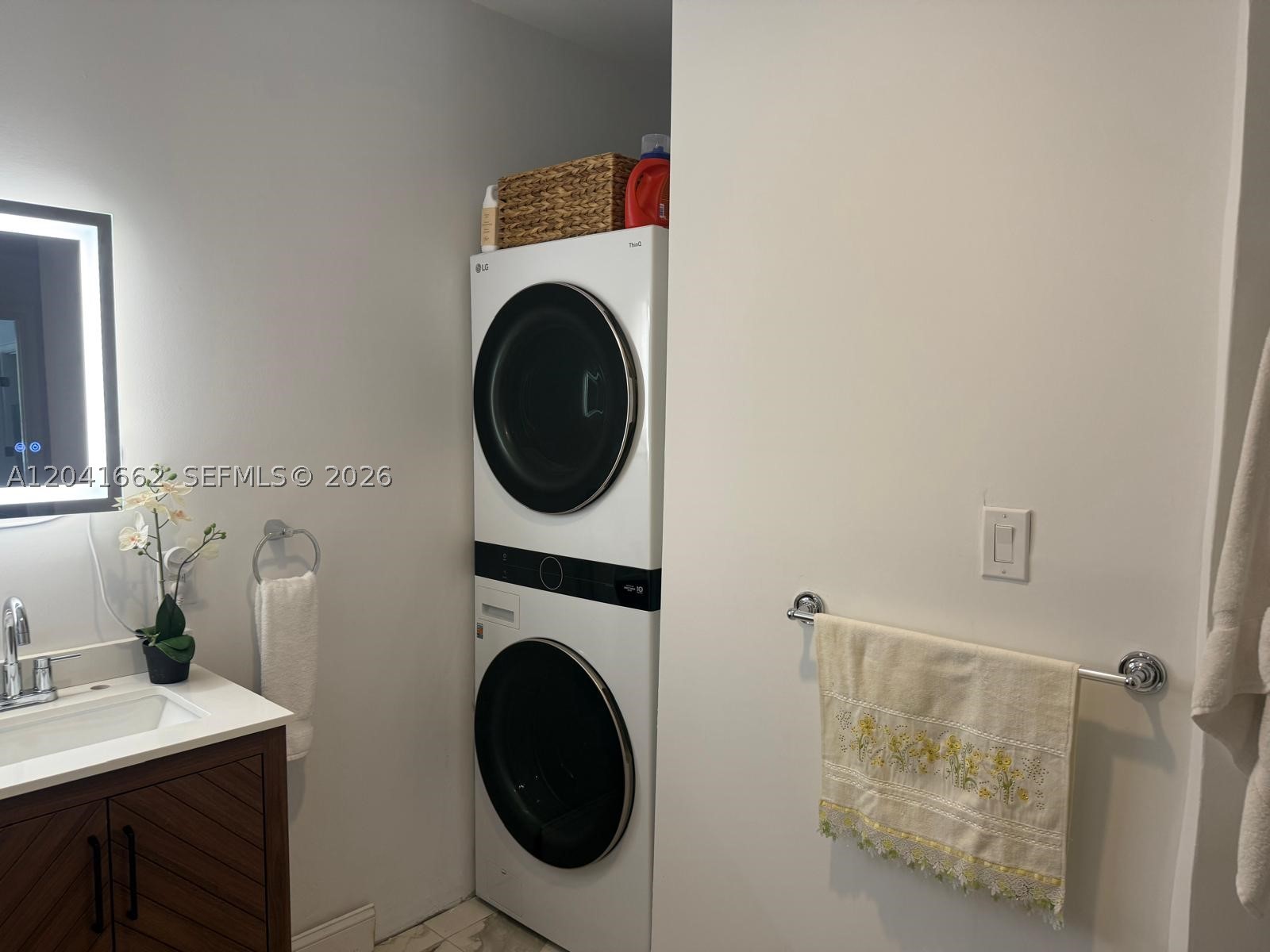 16101 Emerald Estates Dr #155, Weston FL 33331