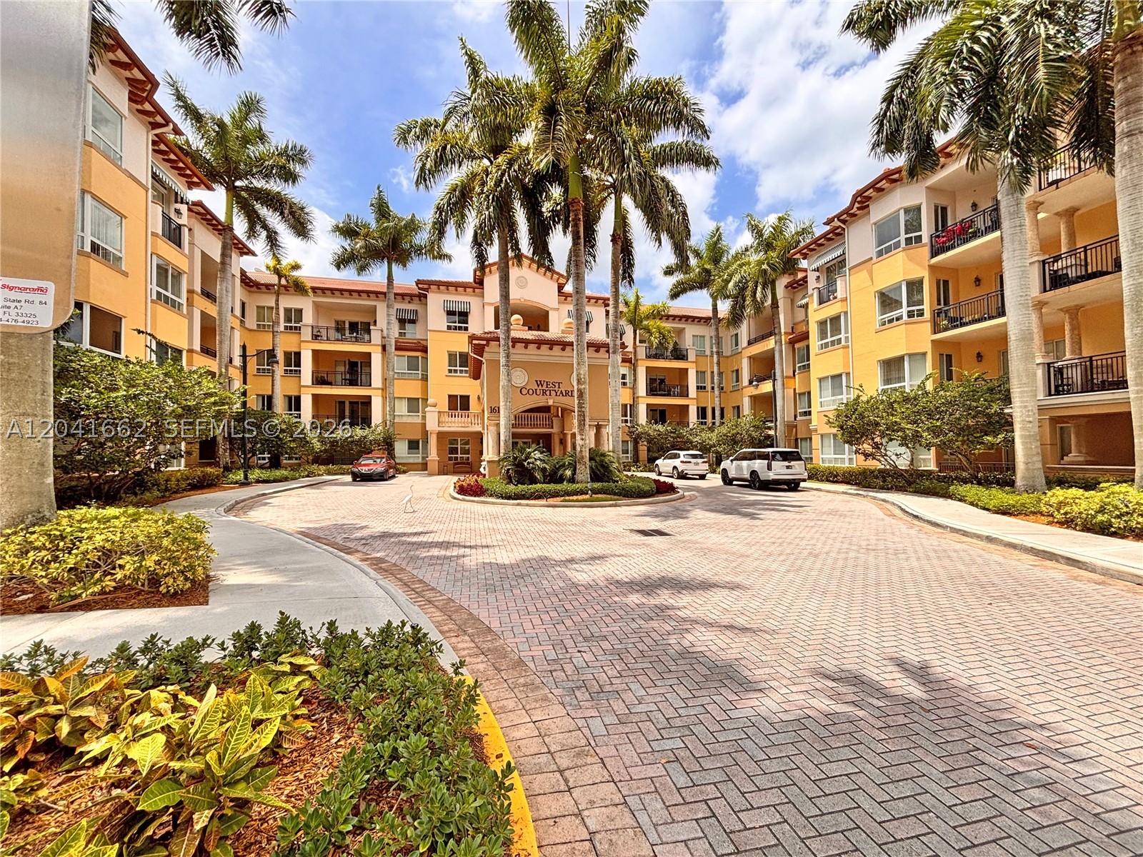 16101 Emerald Estates Dr #155, Weston FL 33331
