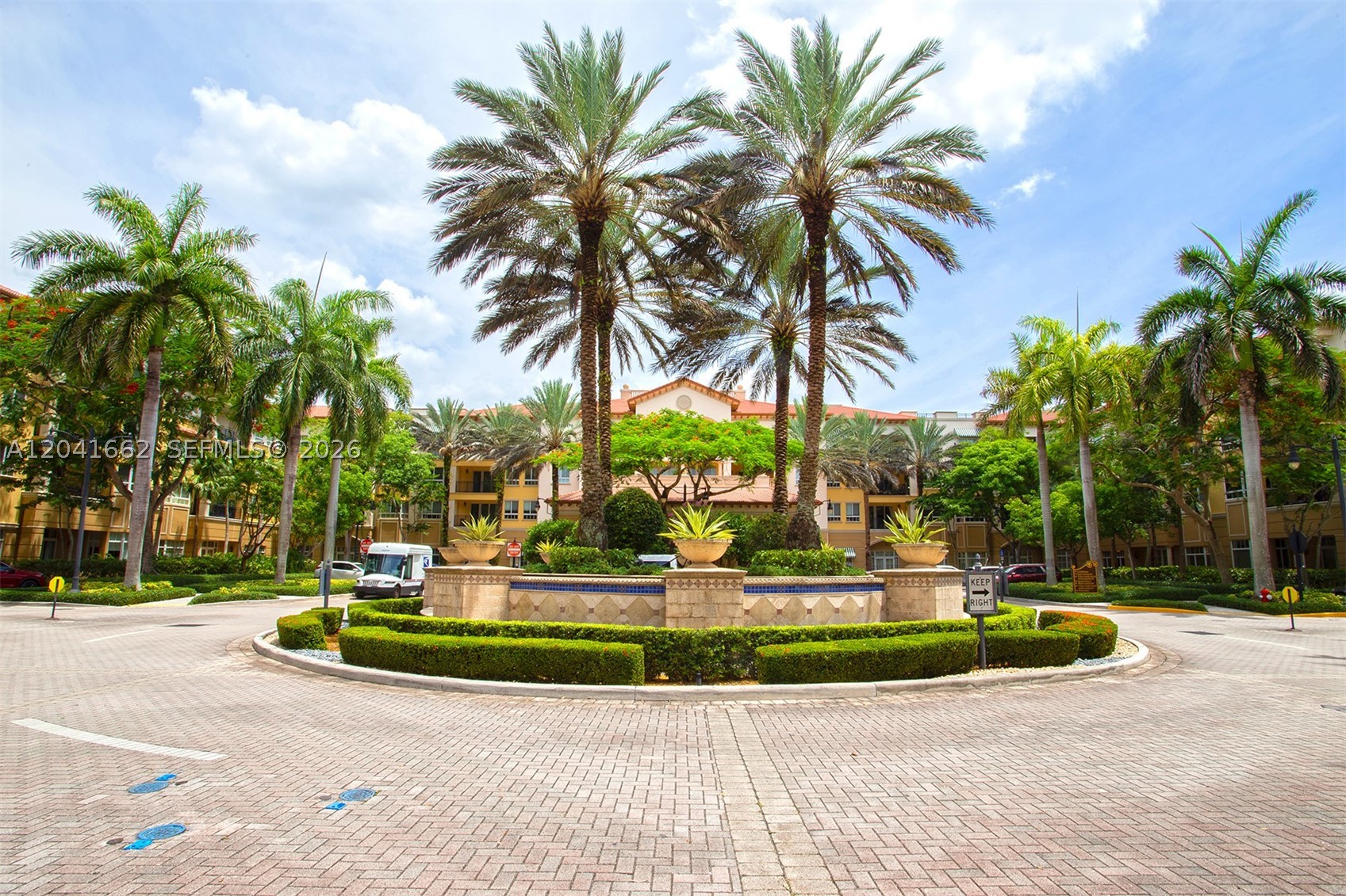 16101 Emerald Estates Dr #155, Weston FL 33331