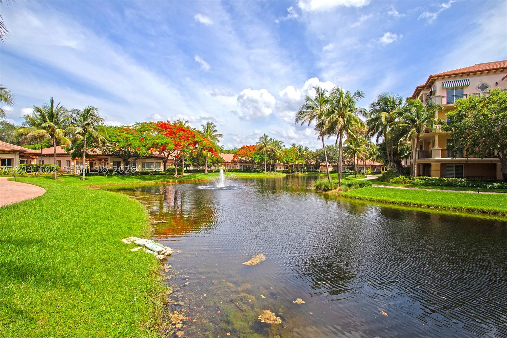 16101 Emerald Estates Dr #155, Weston FL 33331
