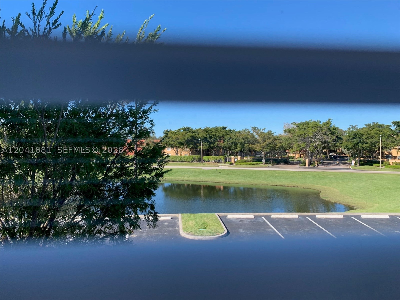 3330 Pinewalk Dr N #1621, Margate FL 33063