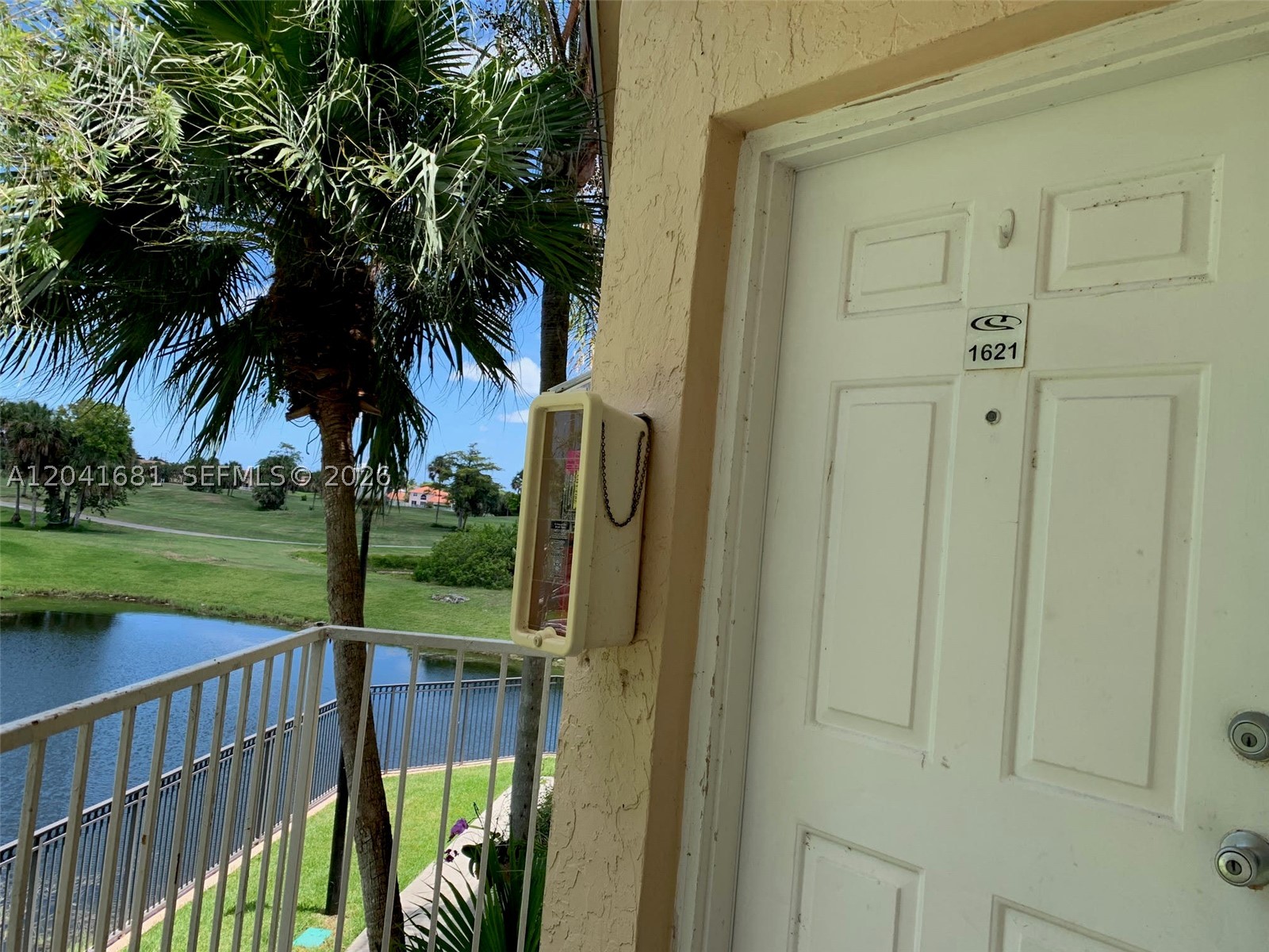 3330 Pinewalk Dr N #1621, Margate FL 33063