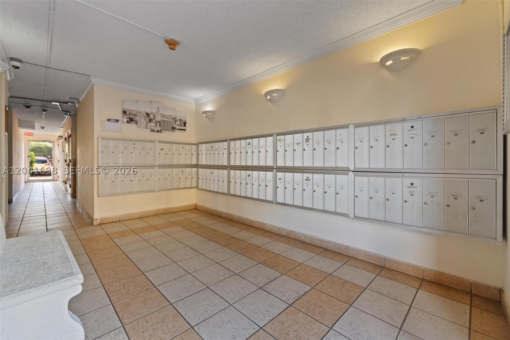 4801 NW 7th St #109-16, Miami FL 33126