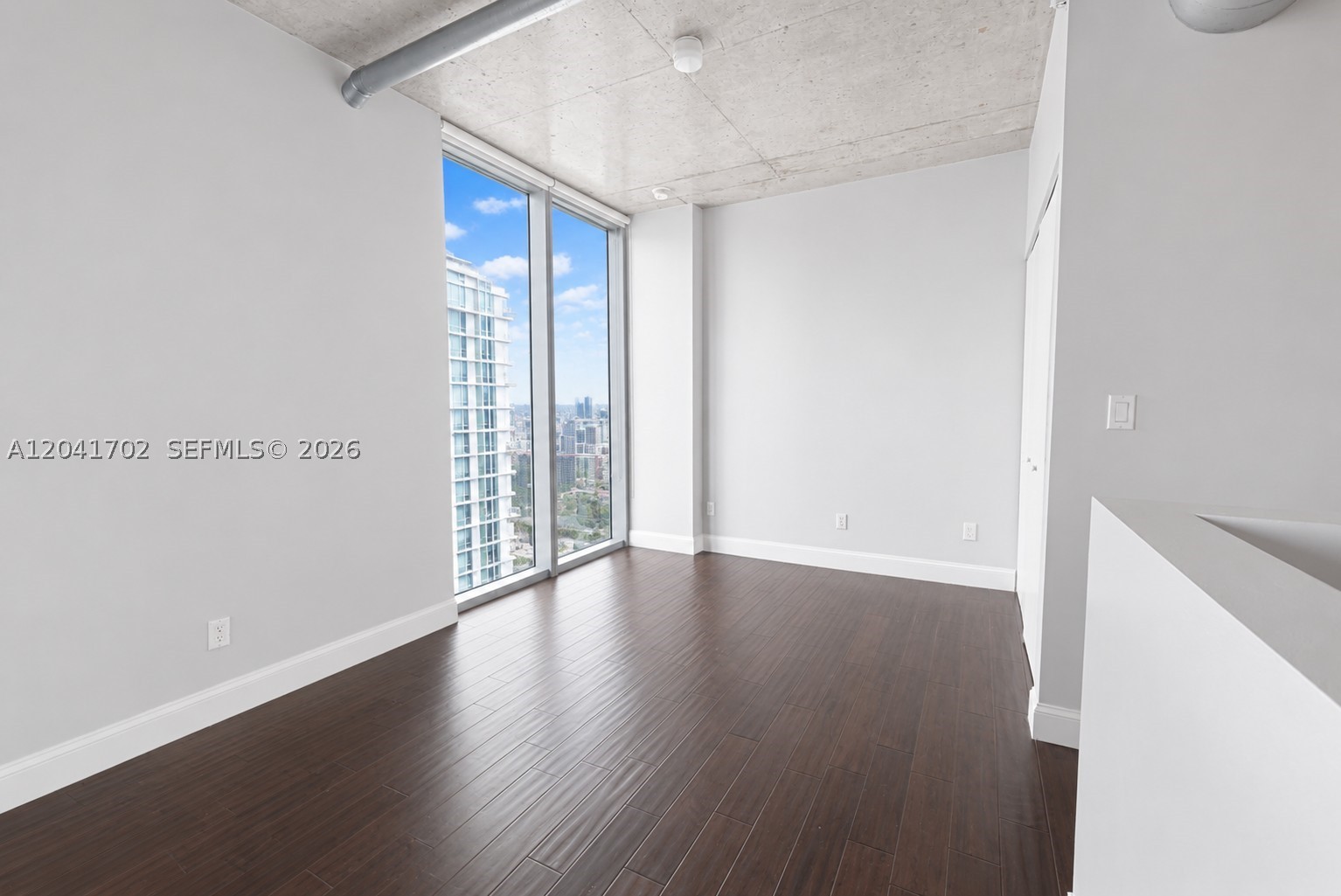 690 SW 1st Ct #3118, Miami FL 33130