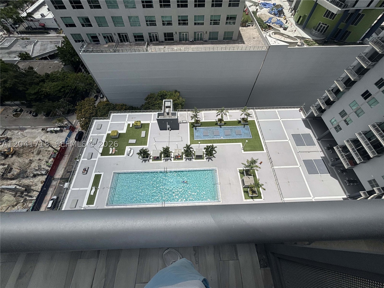 690 SW 1st Ct #2124, Miami FL 33130