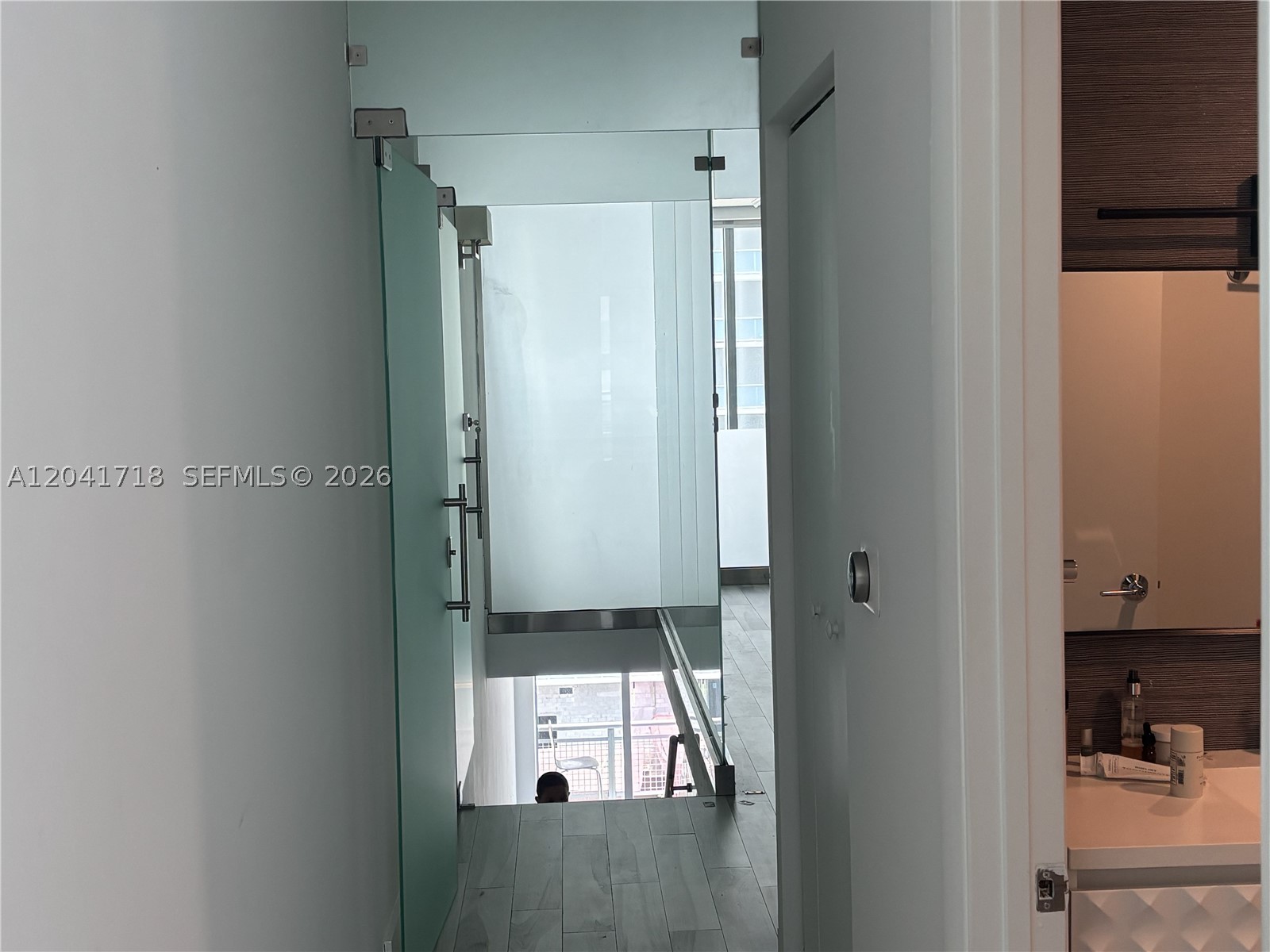 690 SW 1st Ct #2124, Miami FL 33130