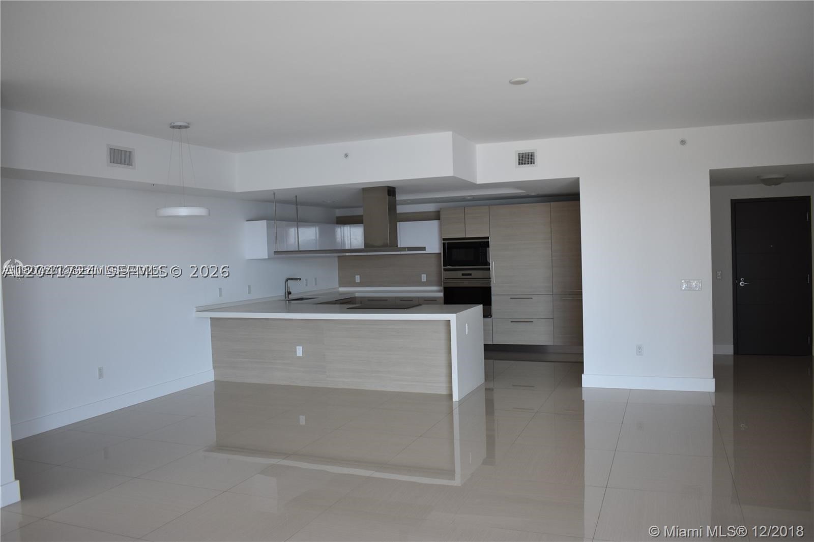 17301 Biscayne Blvd #1407, North Miami Beach FL 33160