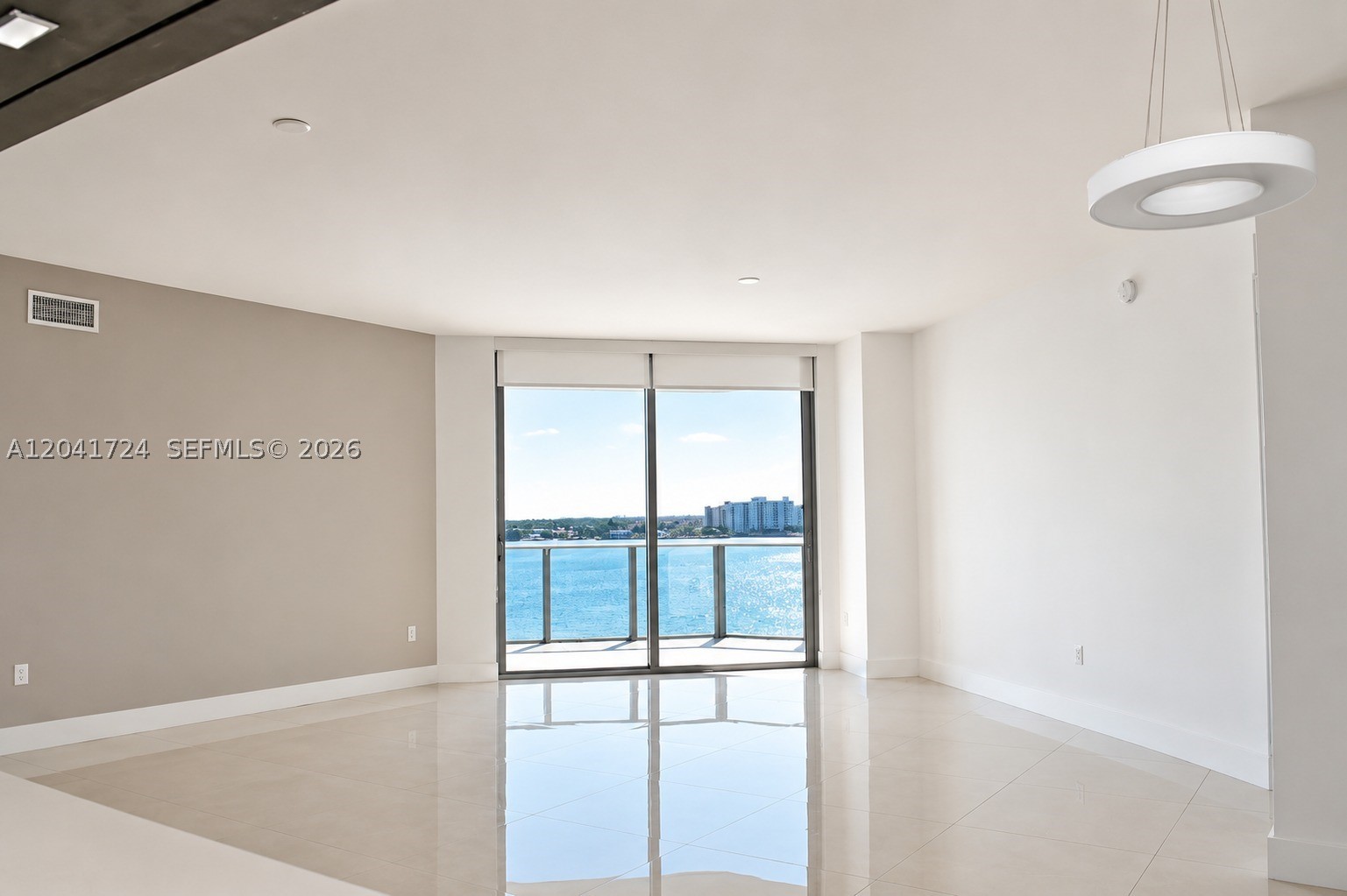 17301 Biscayne Blvd #1407, North Miami Beach FL 33160