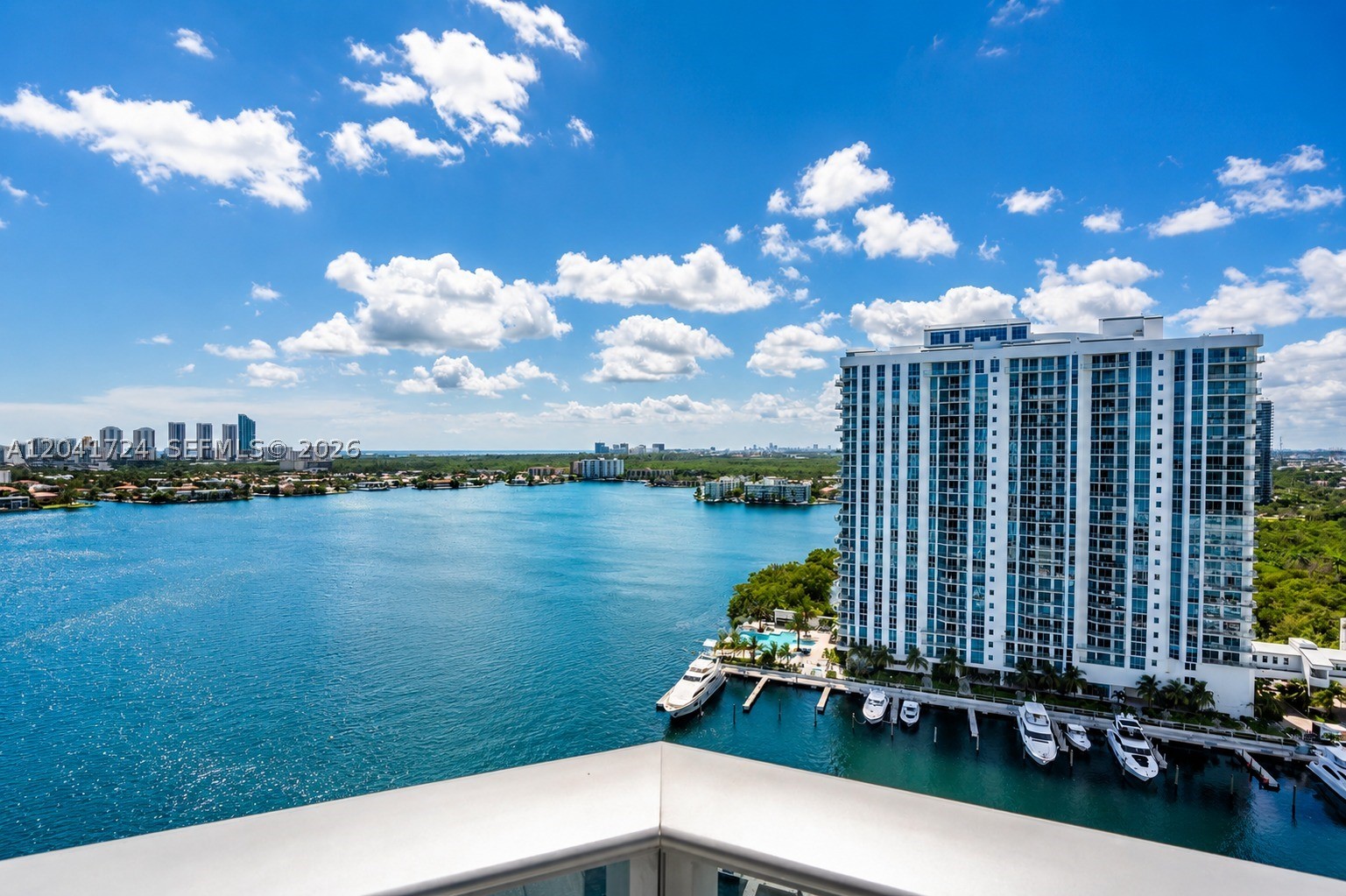 17301 Biscayne Blvd #1407, North Miami Beach FL 33160