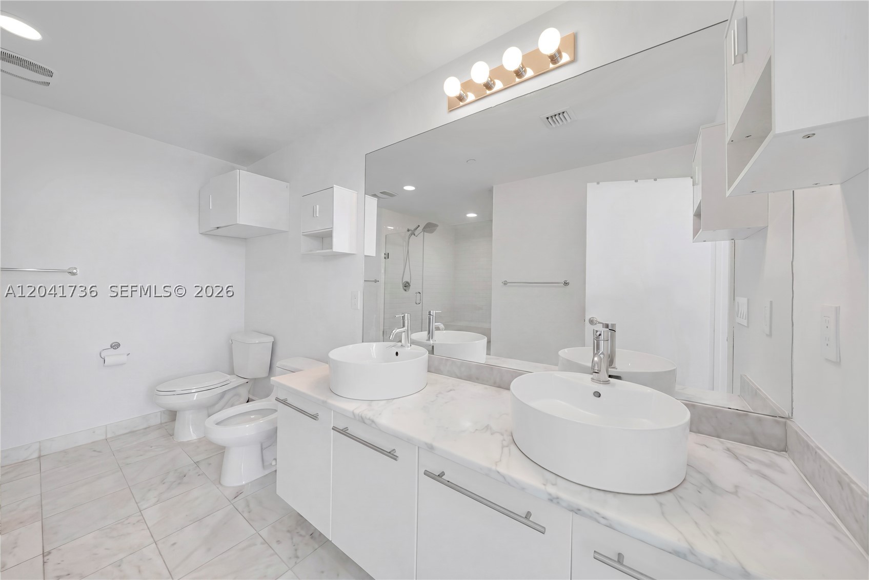 888 Biscayne Blvd #2101, Miami FL 33132