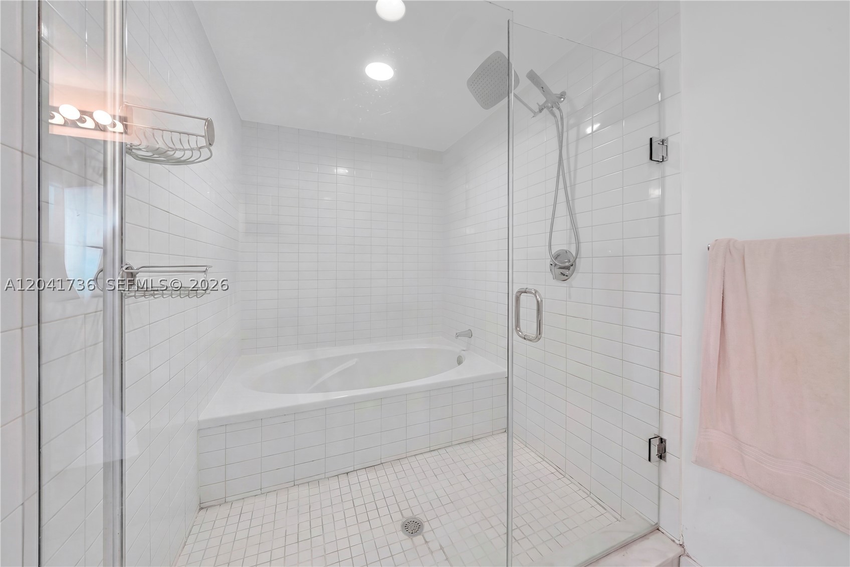 888 Biscayne Blvd #2101, Miami FL 33132