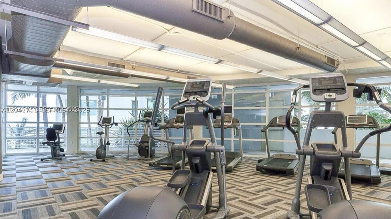 253 NE 2nd St #215, Miami FL 33132