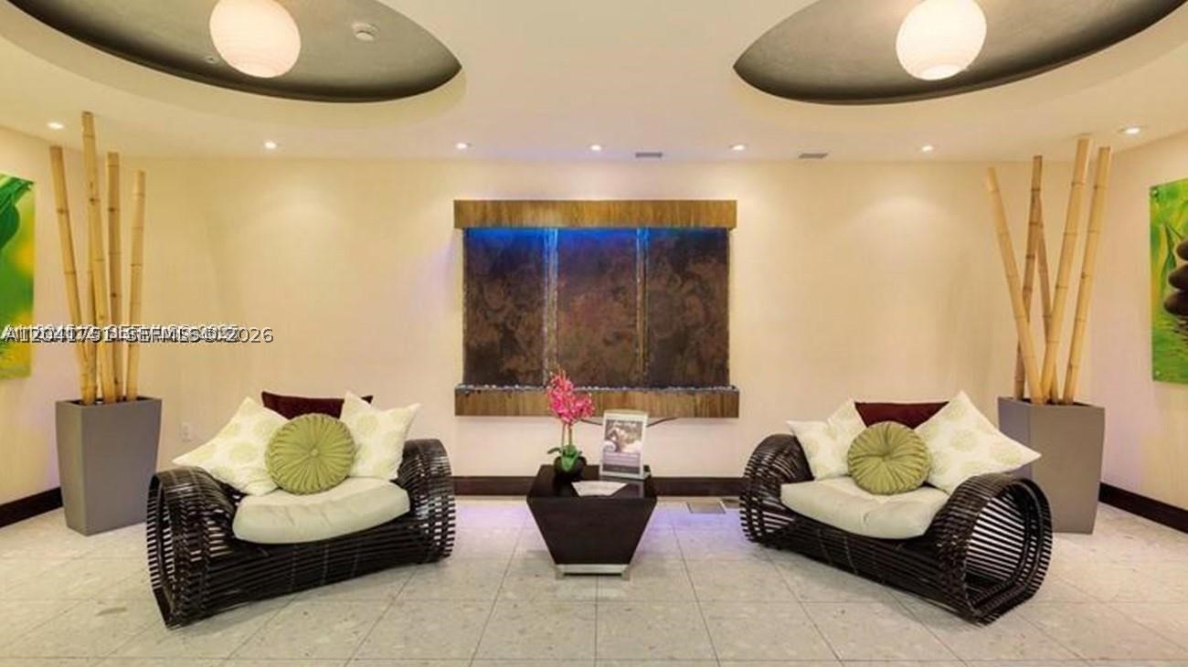 253 NE 2nd St #215, Miami FL 33132