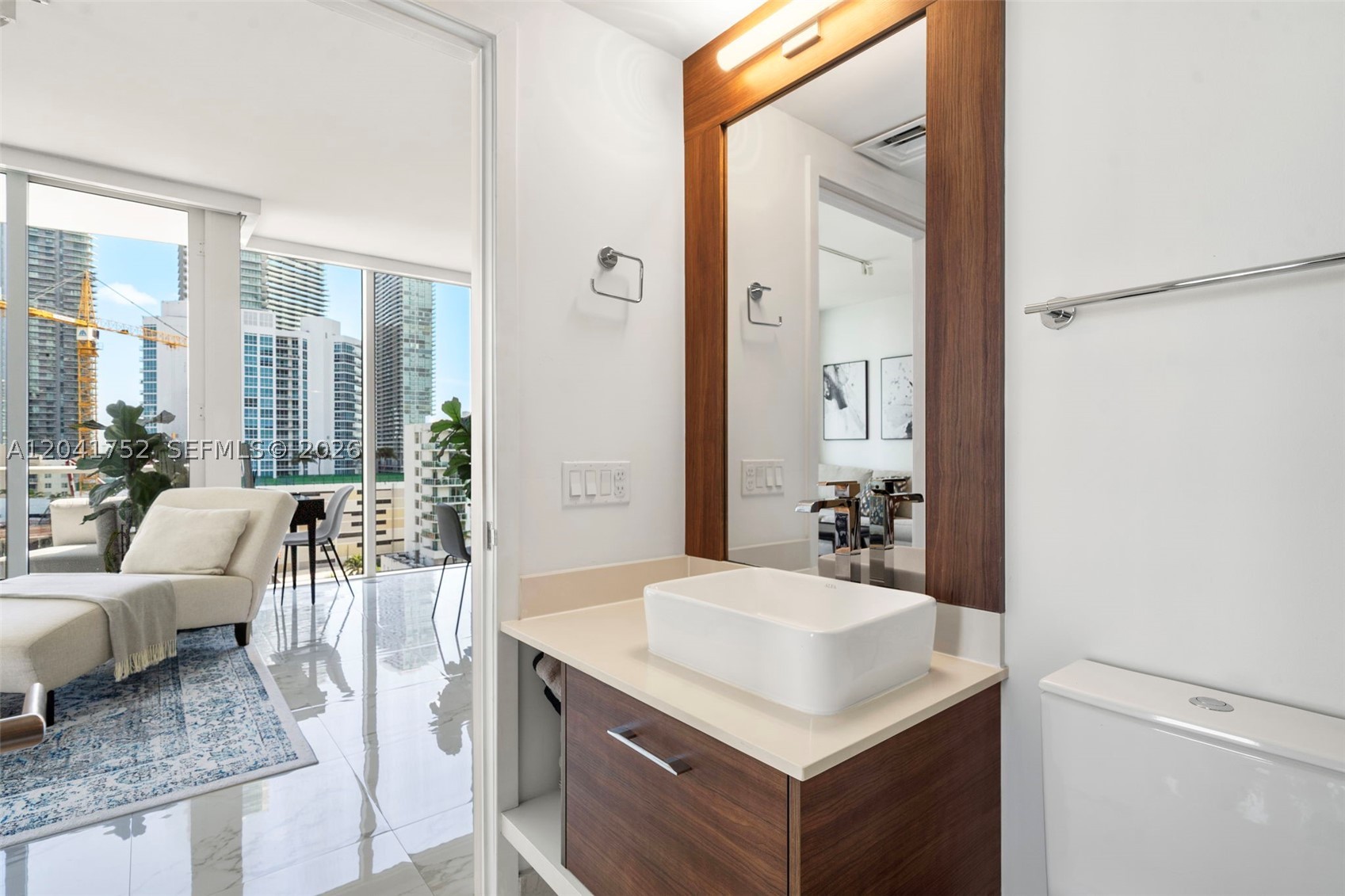 601 NE 27th St #1001, Miami FL 33137
