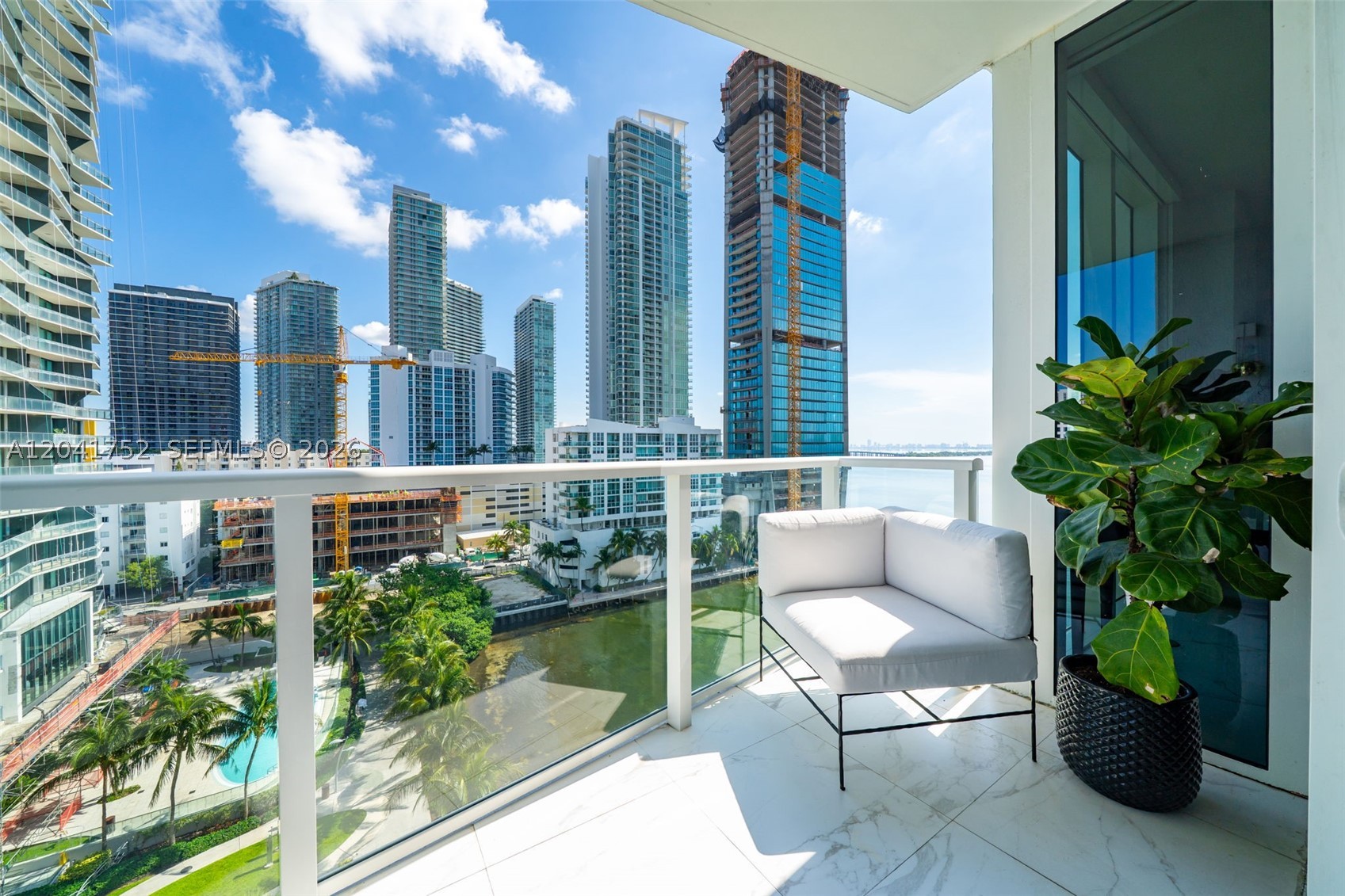 601 NE 27th St #1001, Miami FL 33137