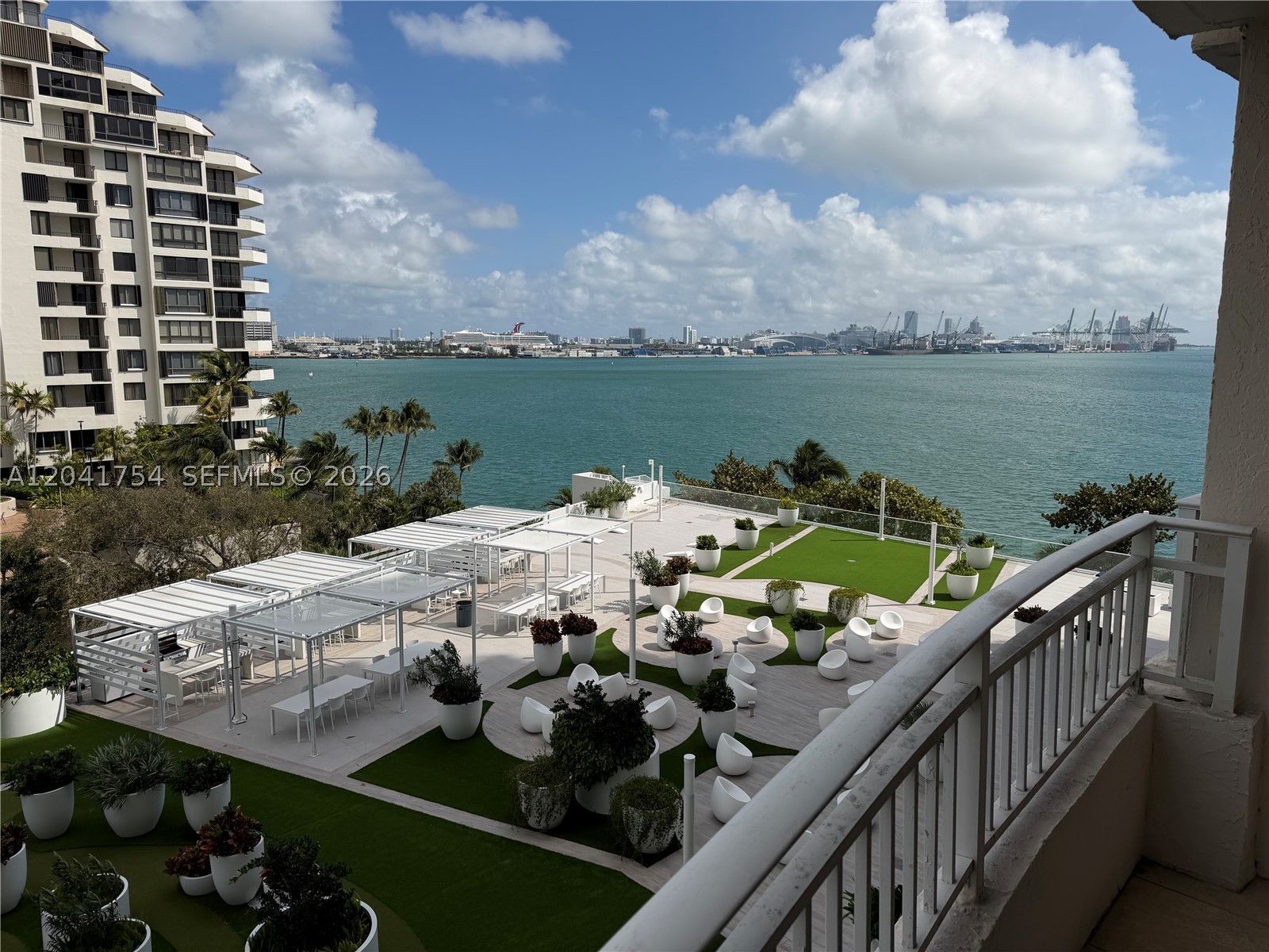 770 Claughton Island Dr #707, Miami FL 33131