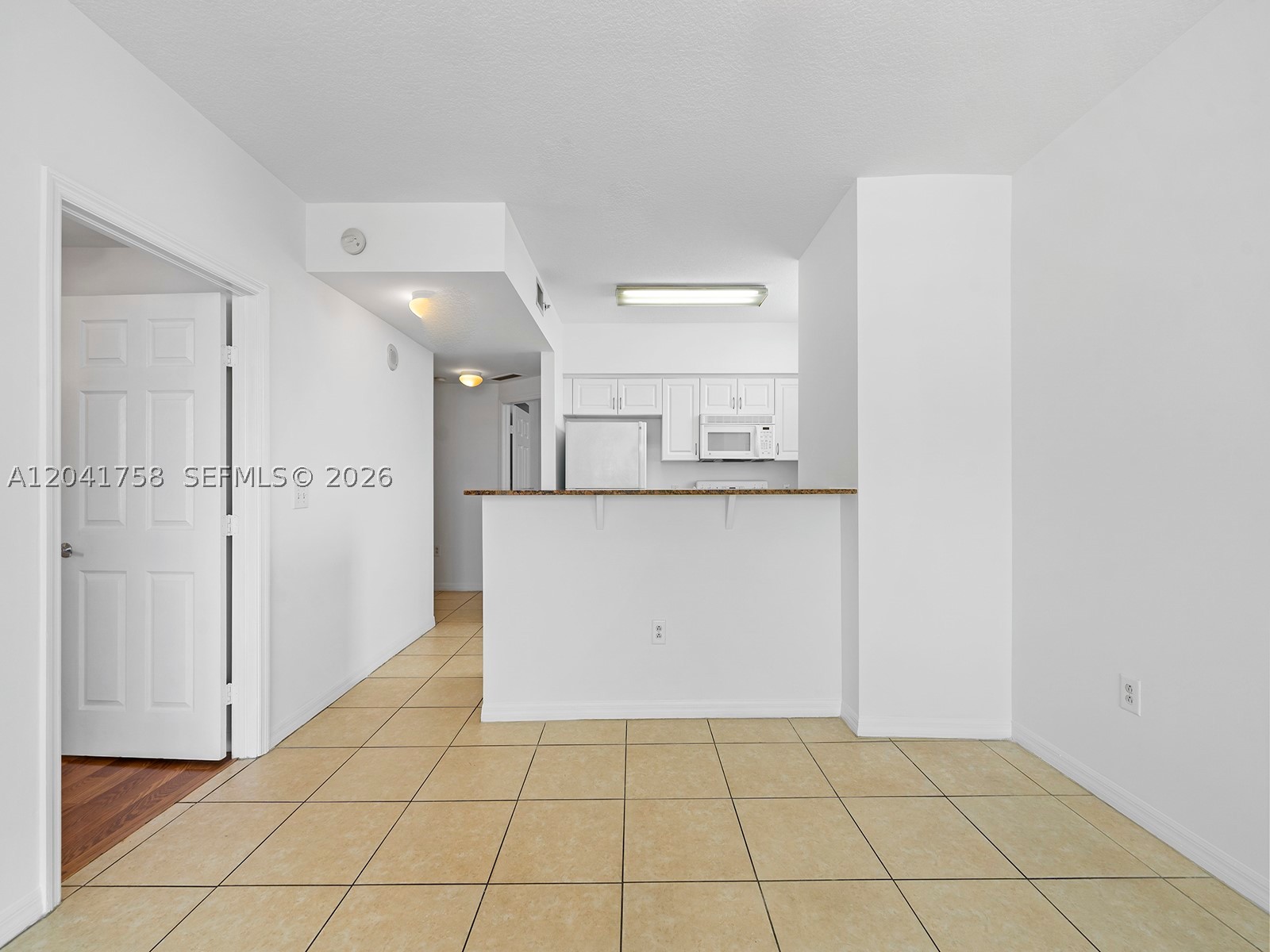 215 SW 42nd Ave #810, Miami FL 33134