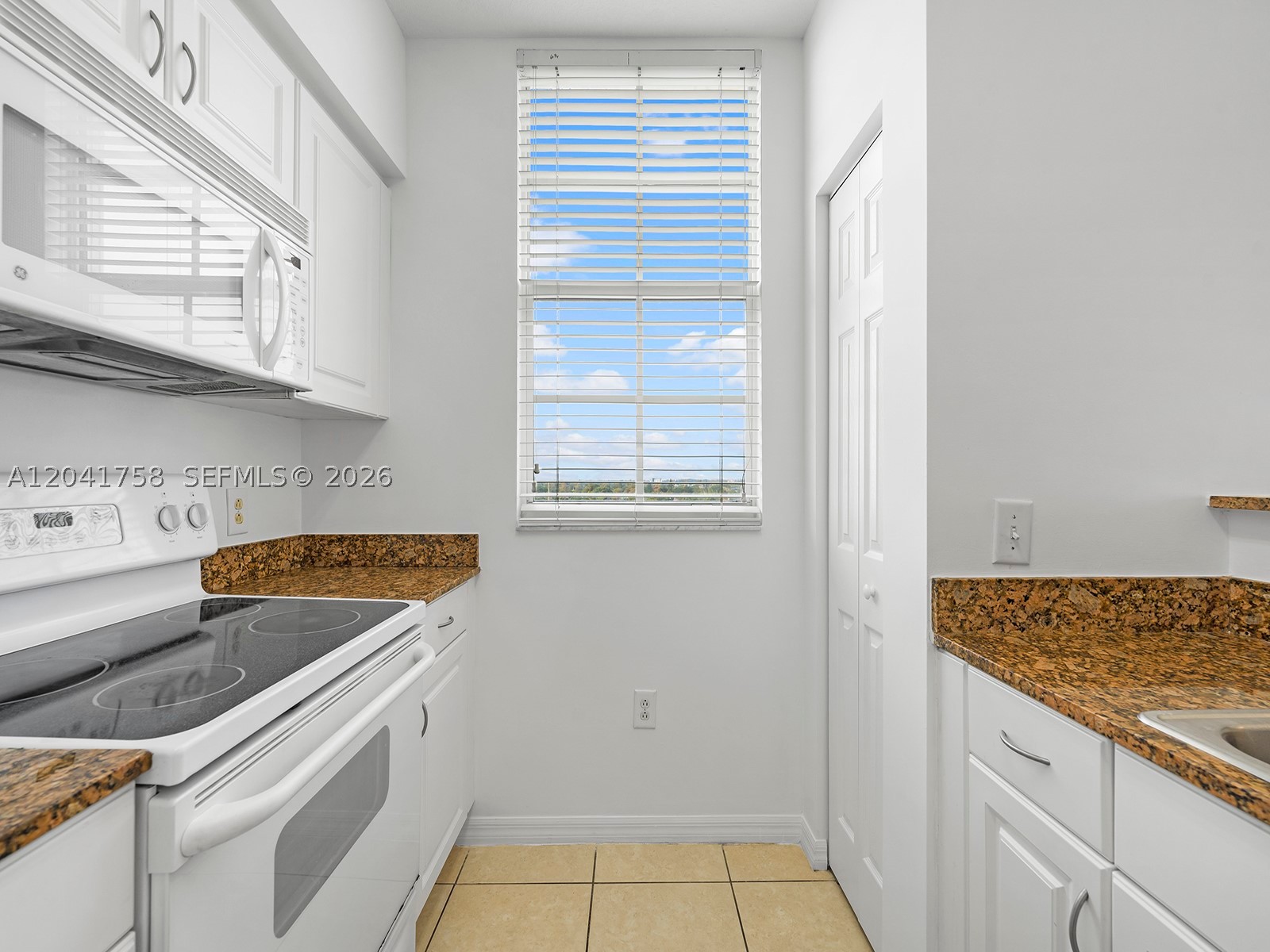 215 SW 42nd Ave #810, Miami FL 33134