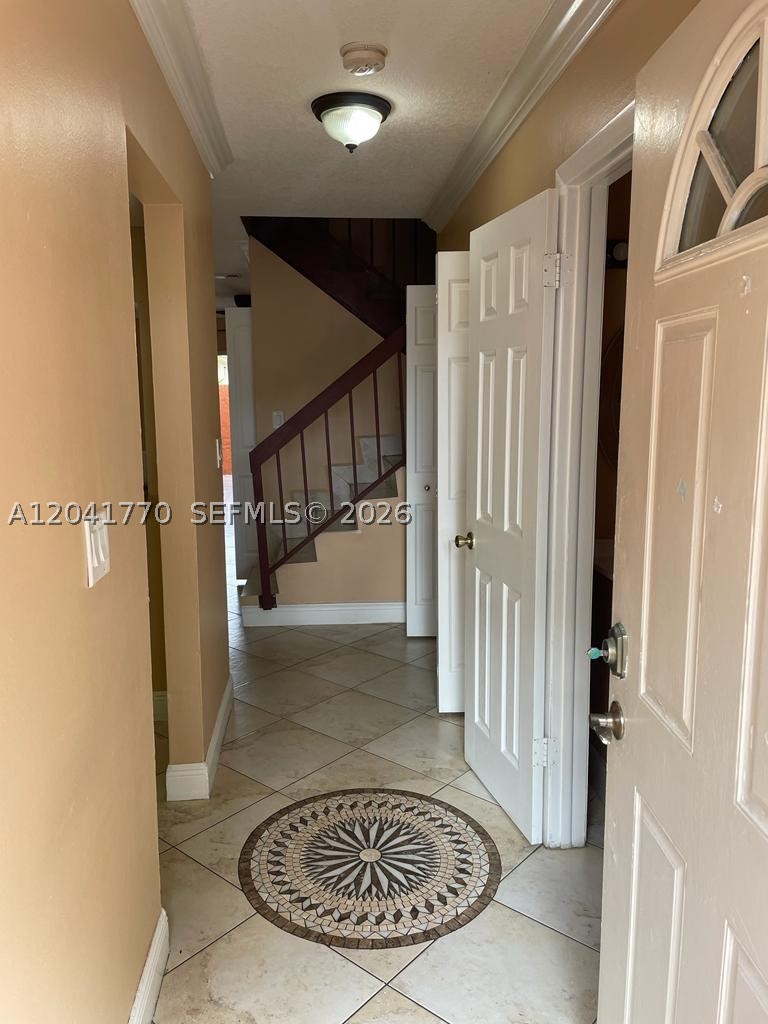10851 SW 6th St #5, Sweetwater FL 33174